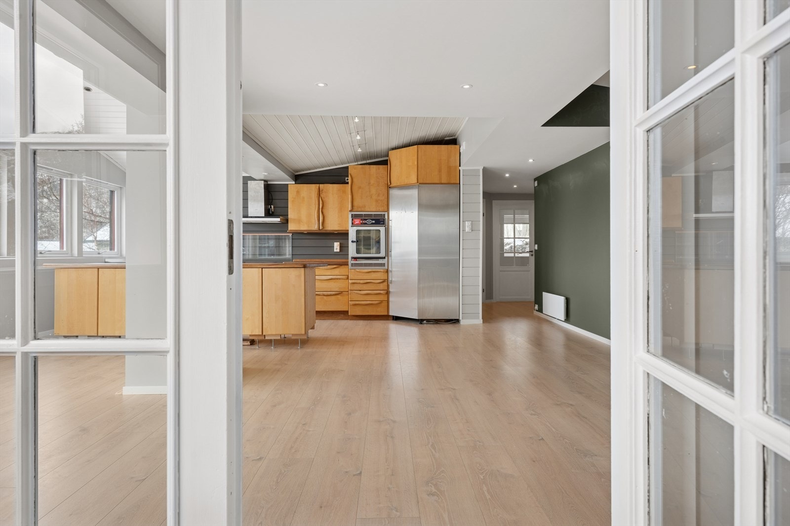 Stue/kjøkken sett fra gang. Galleribilde