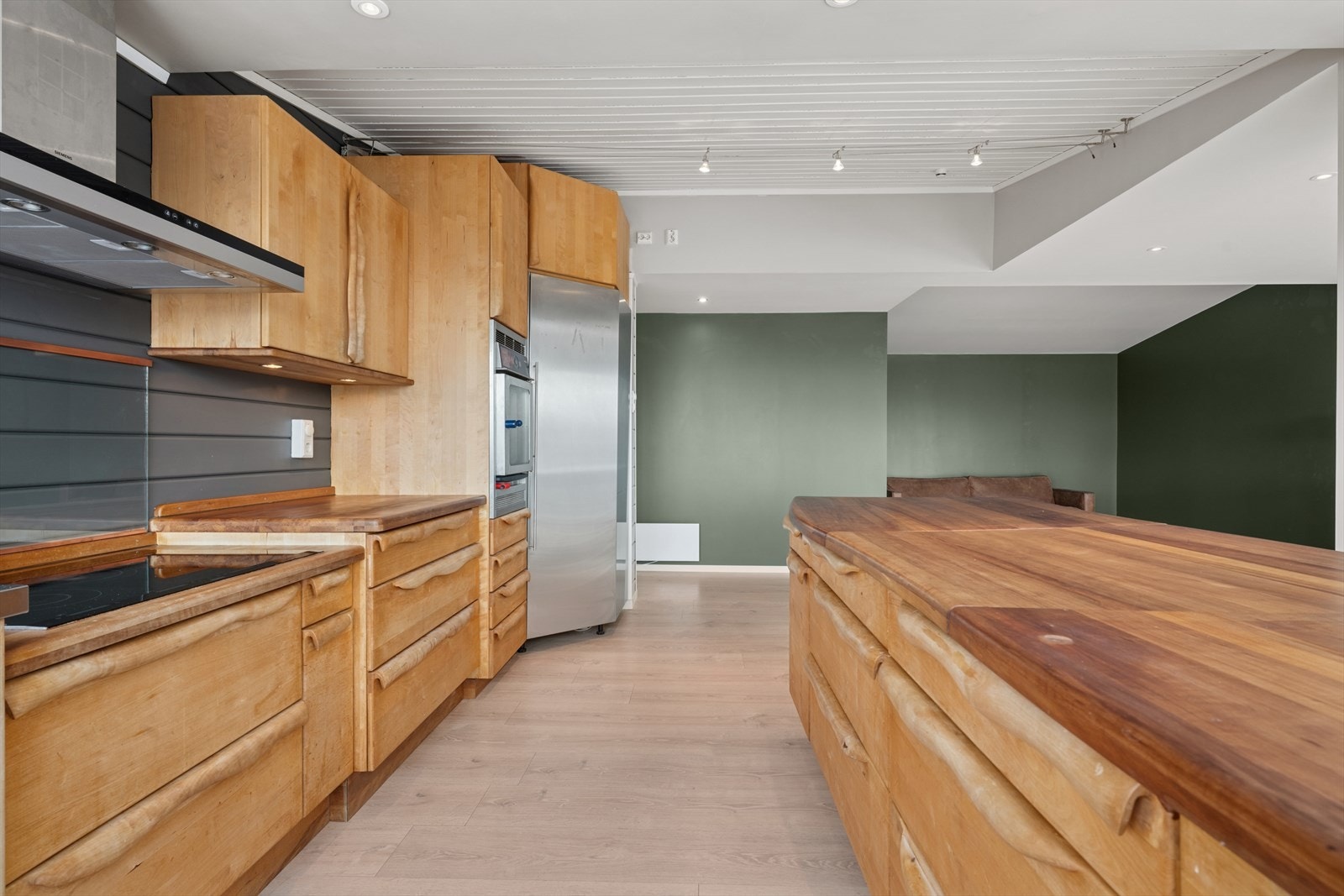 Kjøkkenøy. Galleribilde