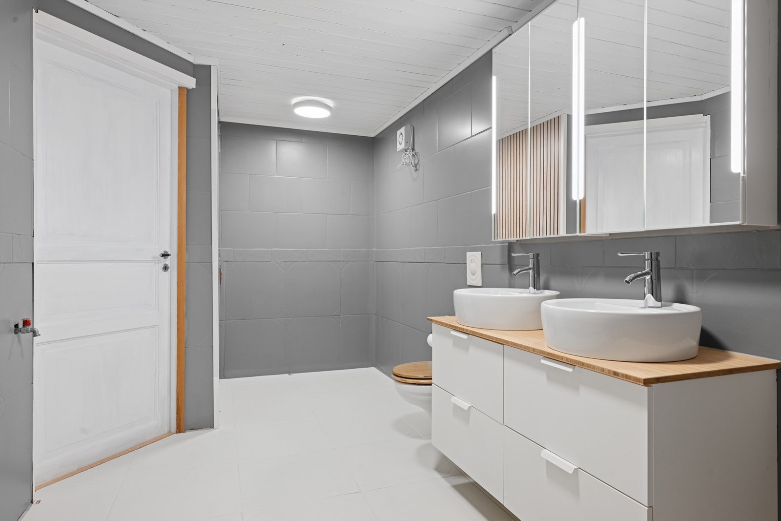 Baderom. Galleribilde