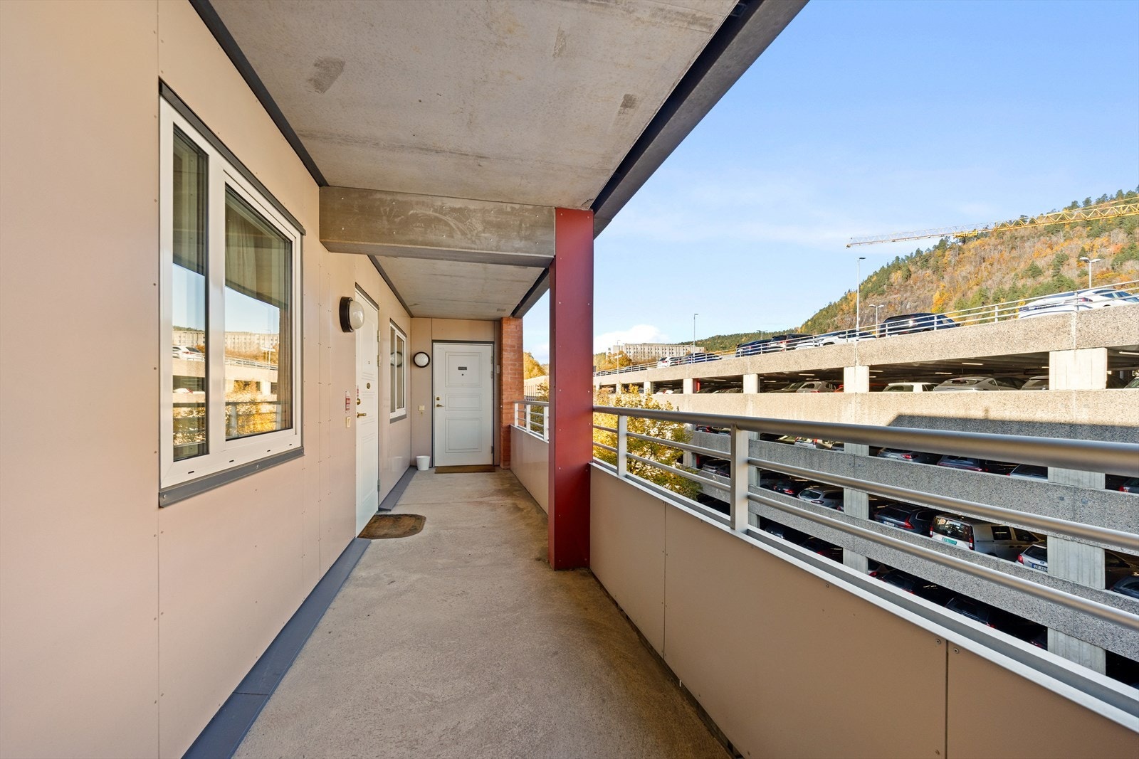 Enkel adkomst til leilighetsplan via heis Galleribilde