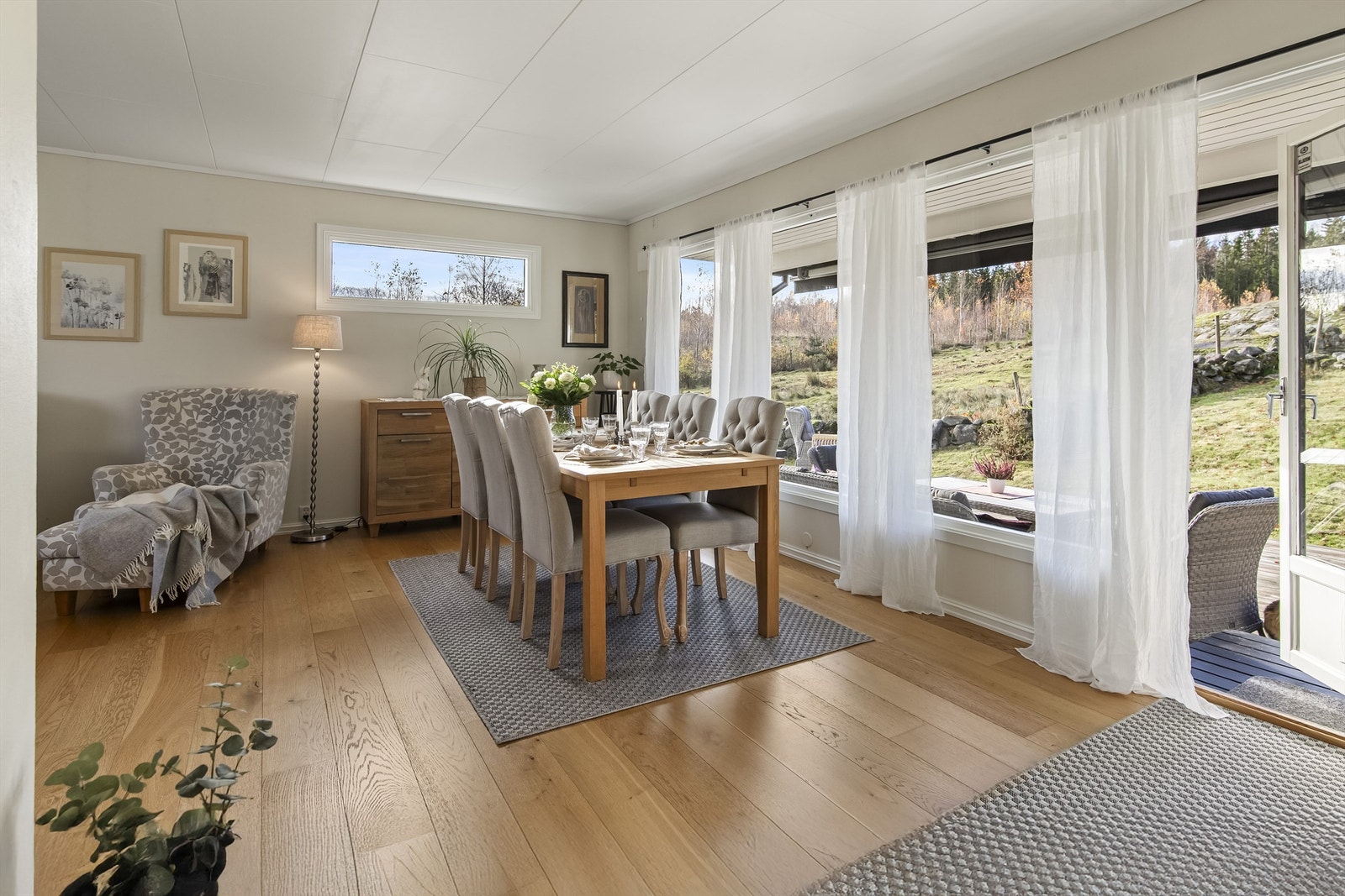 Stue/spisestue Galleribilde