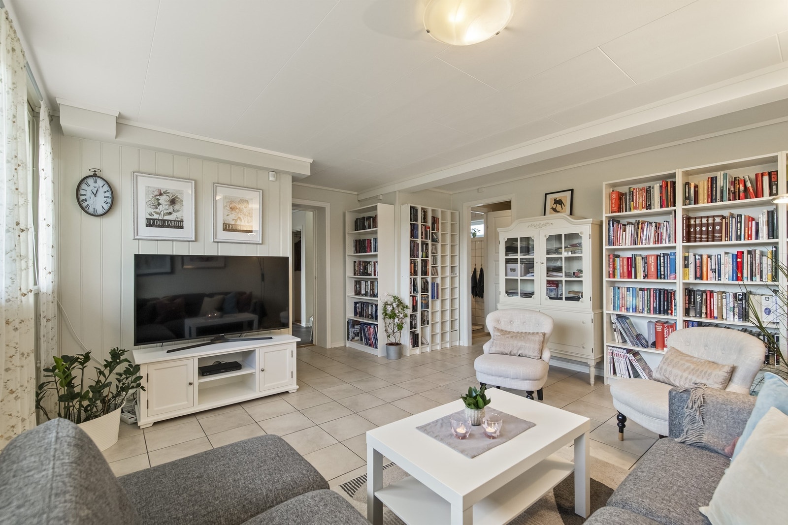 Stue/soverom Galleribilde