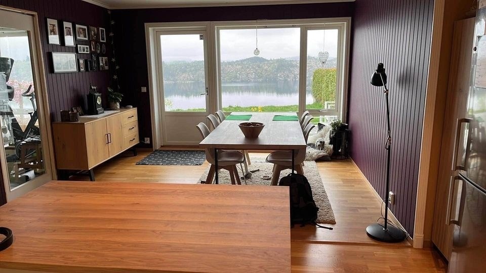 Utsikt fra bak kjøkkenøy Galleribilde