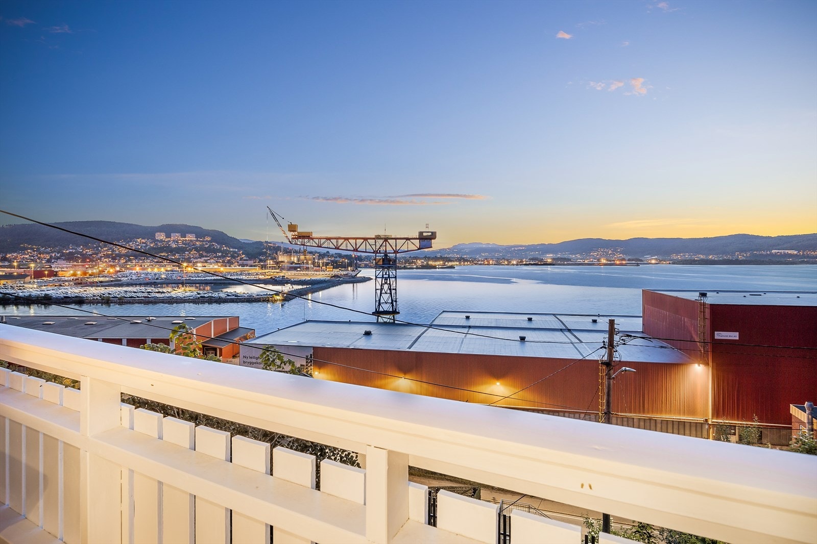 Utsikt fra balkong Galleribilde