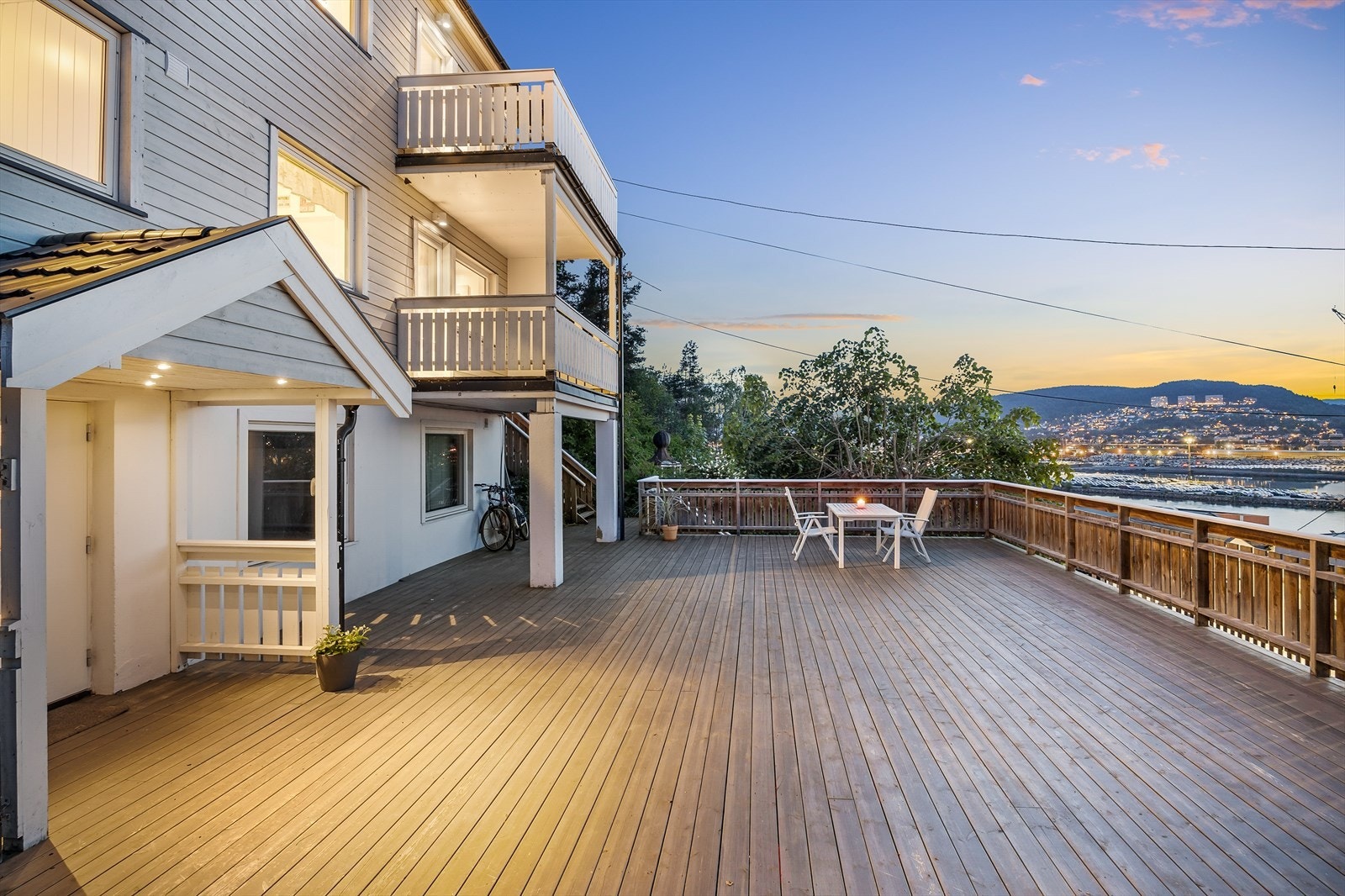 Felles terrasse Galleribilde