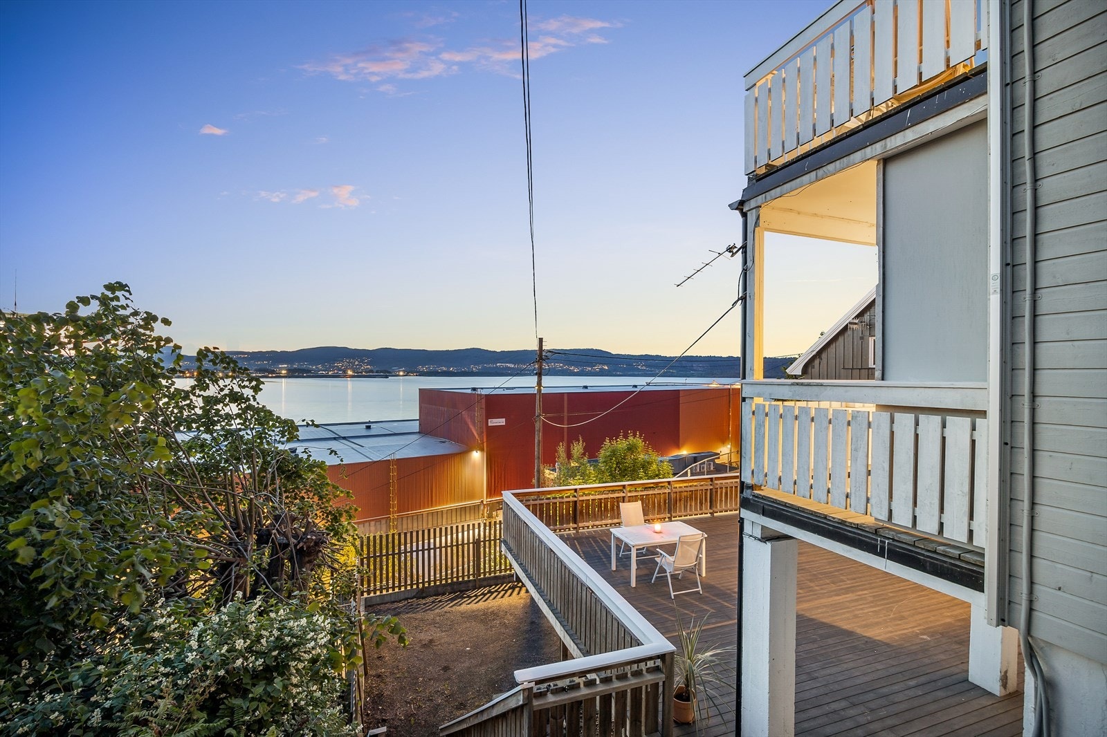 Utsikt fra den øverste felles terrasse Galleribilde