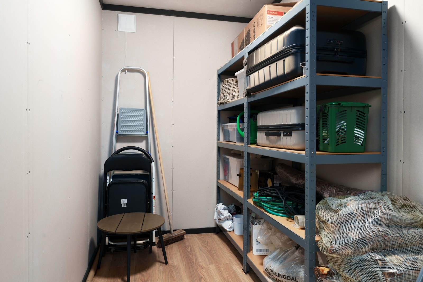 Bod fra utsiden. Galleribilde