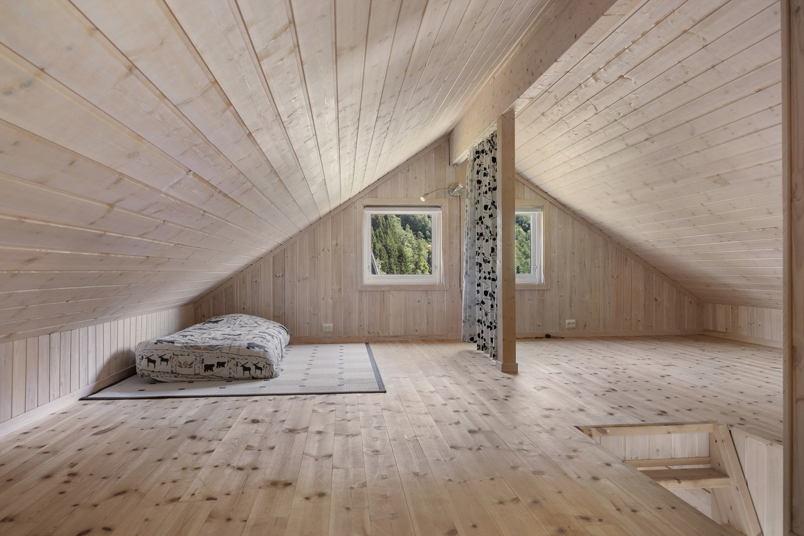 Kjekk hems der spesielt små elsker å være :-) Galleribilde