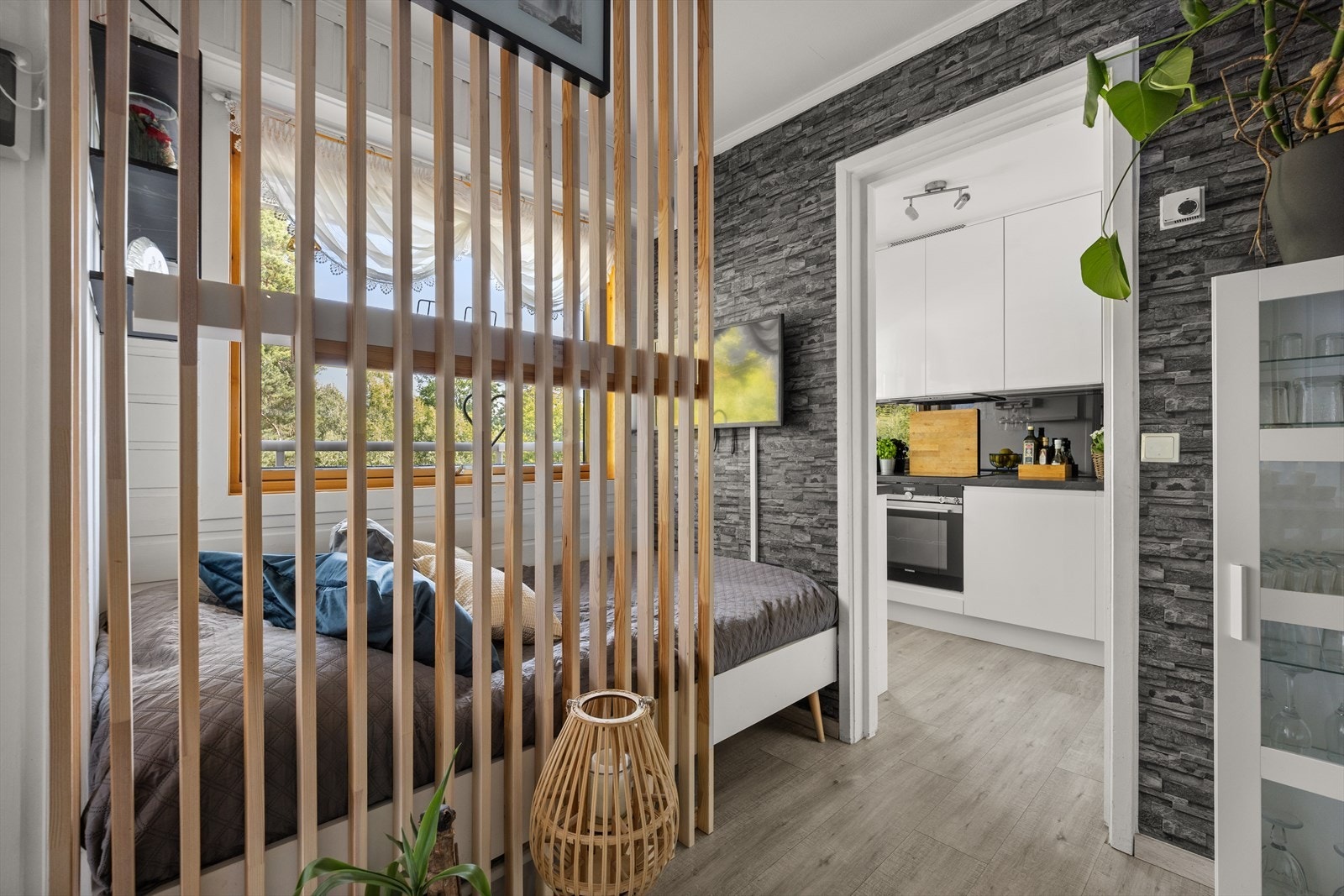 I tillegg er det laget en fin sovealkove Galleribilde