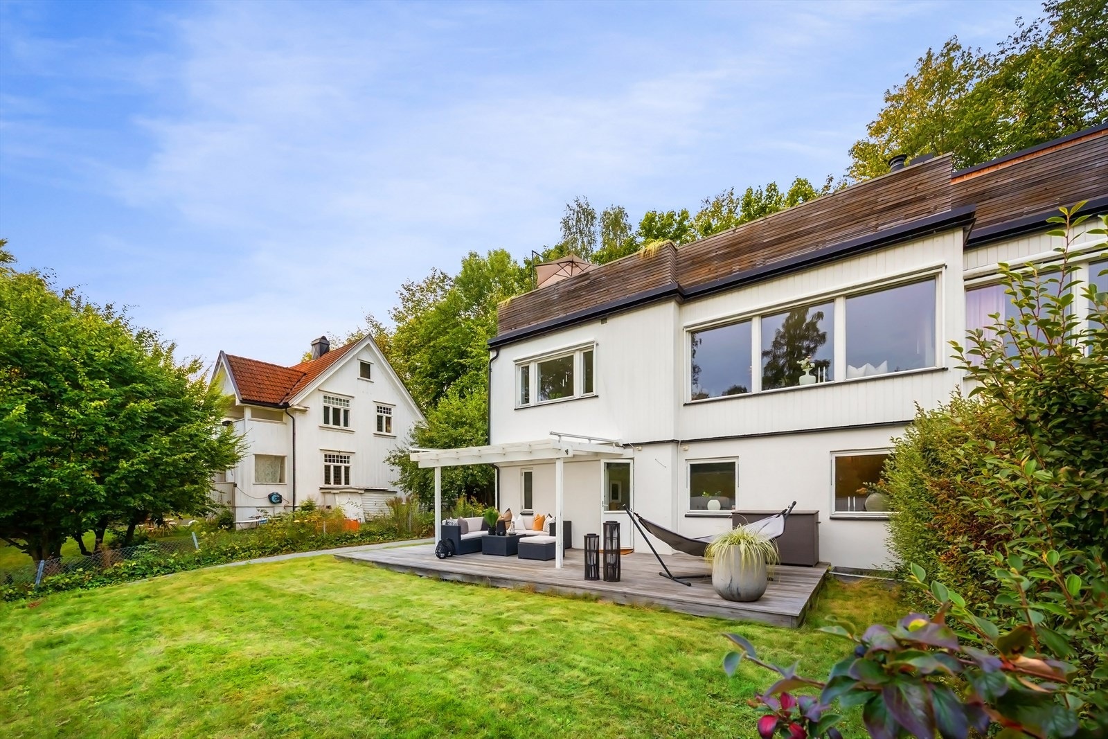 Bolig over 3 plan med romslige rom Galleribilde