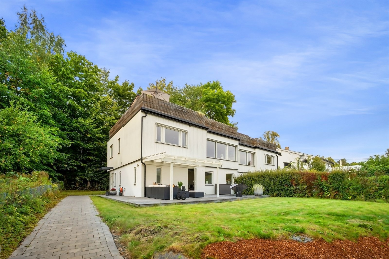 Velkommen til Nyveien 25 C sentralt på Stabekk Galleribilde