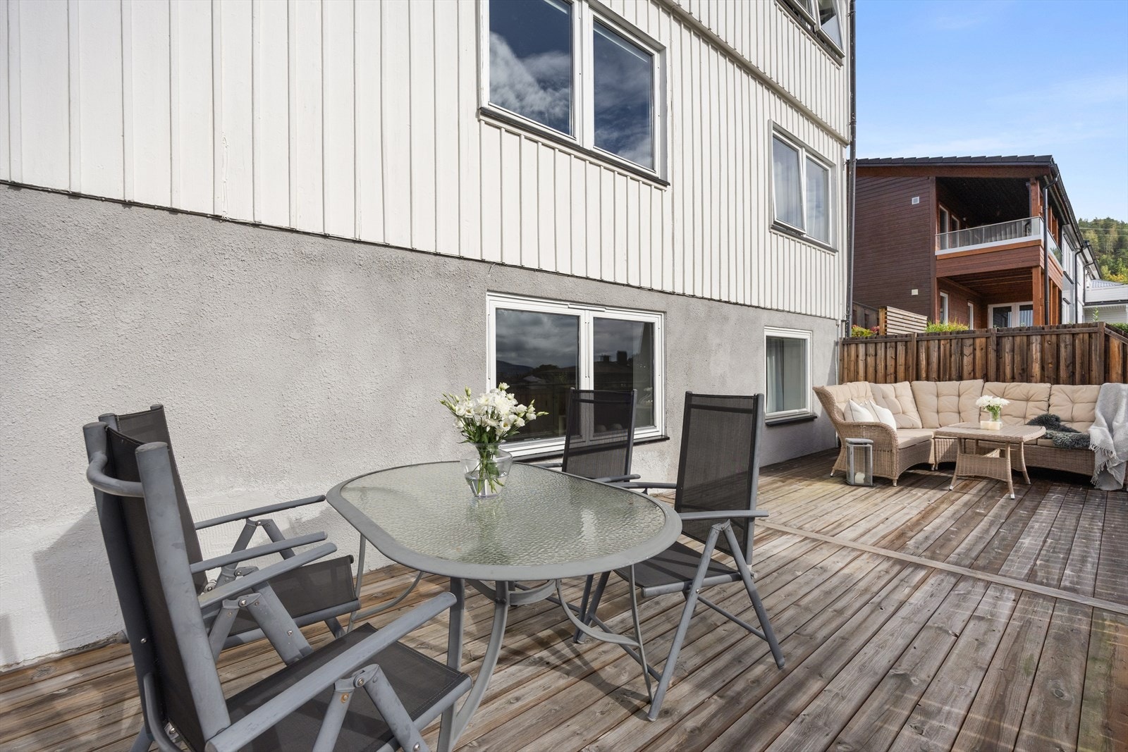 Gode solforhold i sommerhalvåret Galleribilde