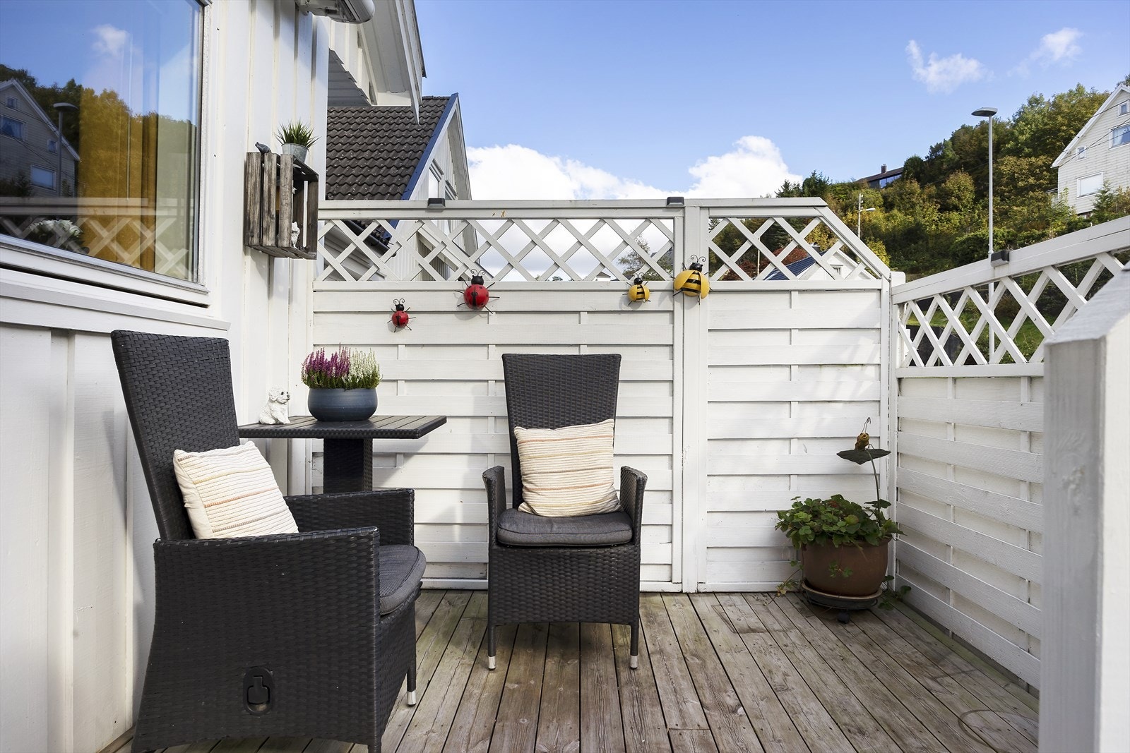 Terrasse ved inngangsparti Galleribilde