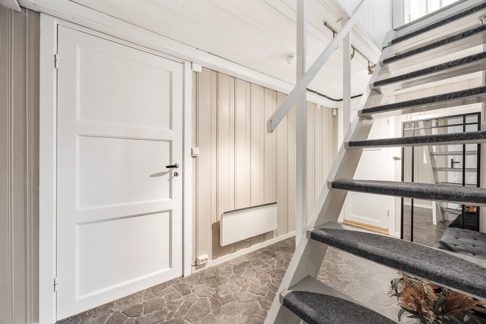 Ingen av rommene i kjelleren oppfyller kravene til varig opphold Galleribilde