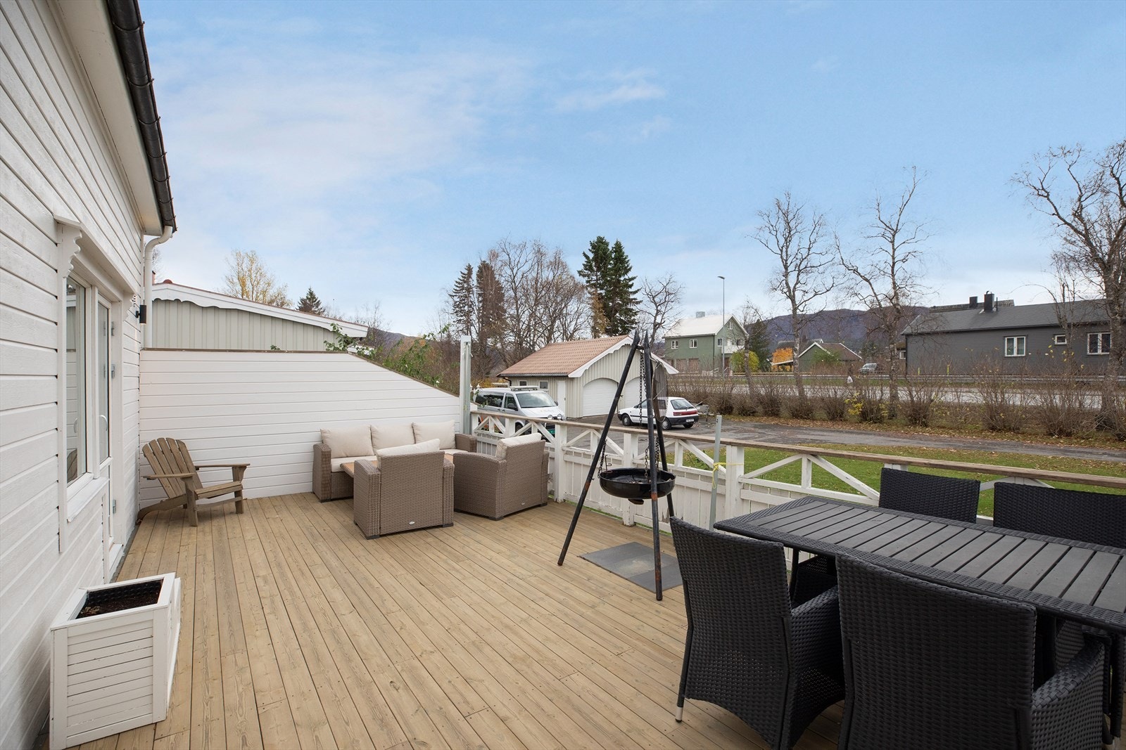 Levegg mot nabo Galleribilde