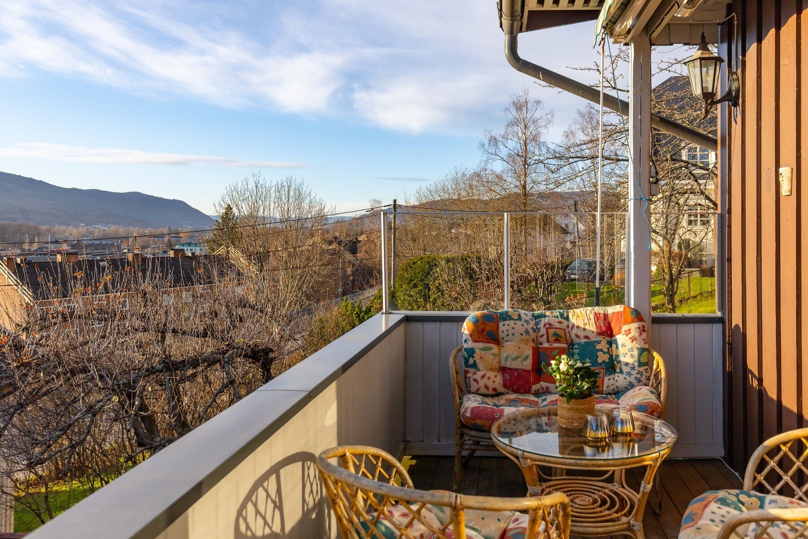 Veranda med plass til utemøblement. Galleribilde