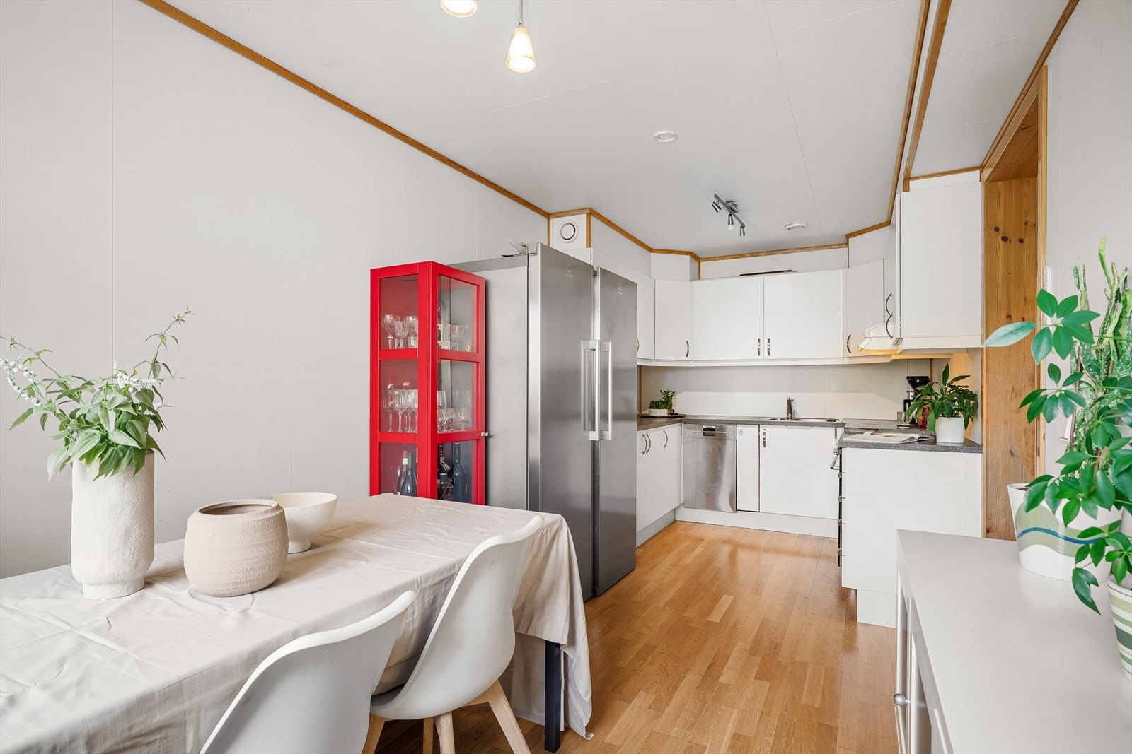 Separat kjøkken - ideelt for både hverdagsbruk og selskap. Galleribilde