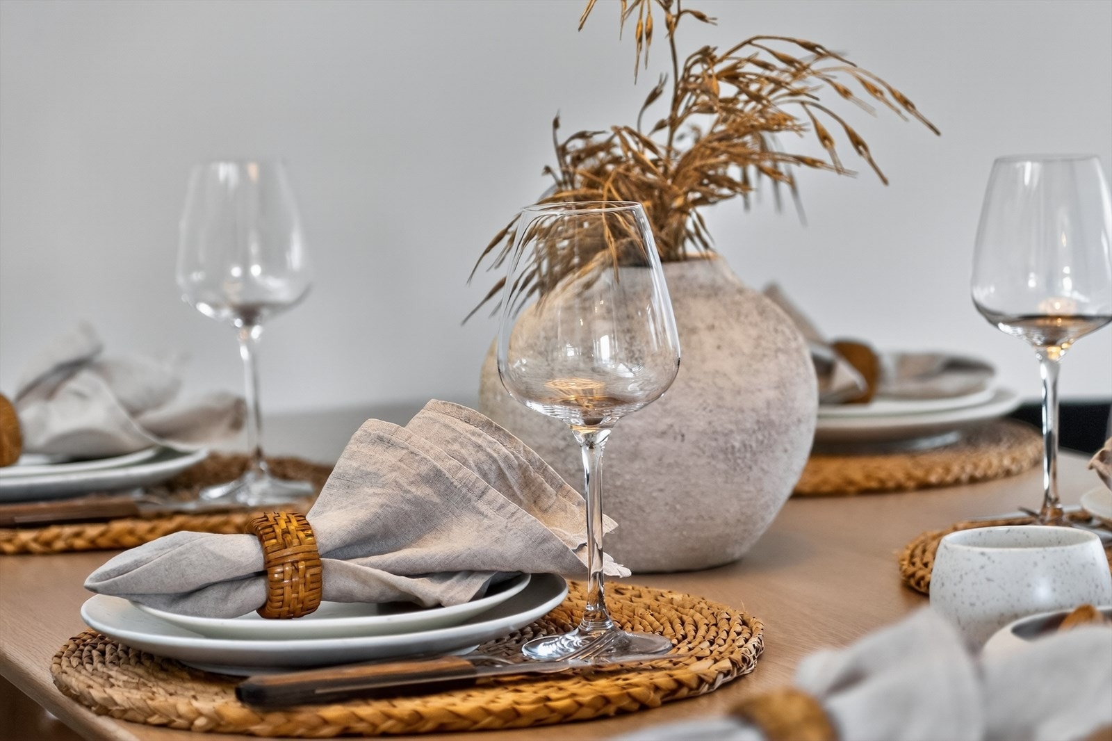 Det er installert kabel-tv og internett som er inkludert i de oppgitte felleskostnadene. Galleribilde