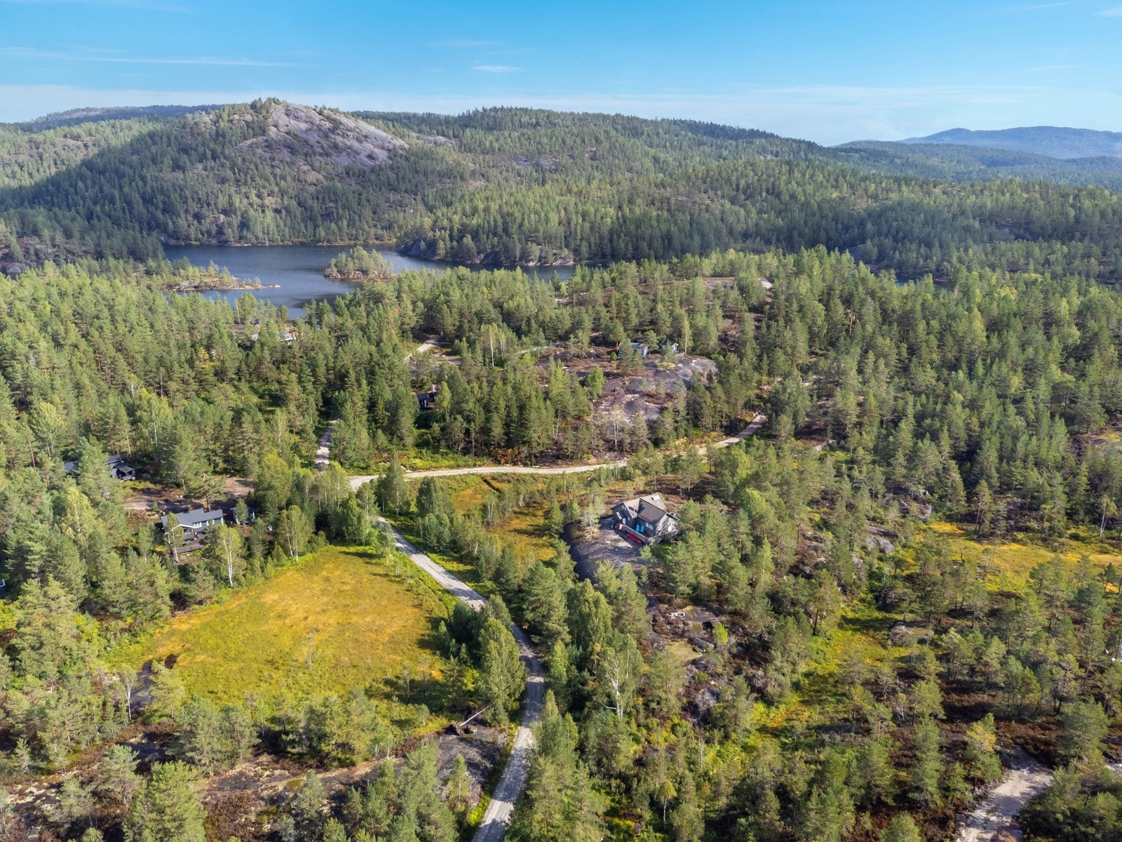 Området er idyllisk og naturskjønt hele året. Her er det bare muligheter! Galleribilde