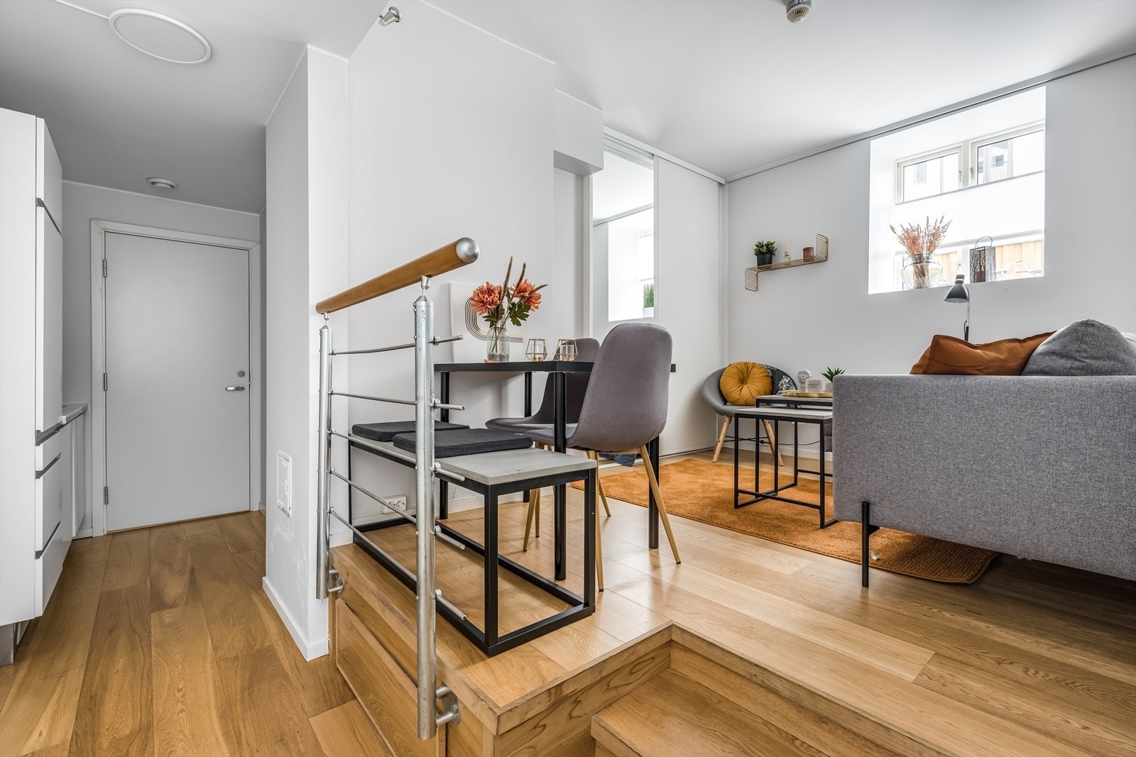 Dør mellom hyblene. Galleribilde