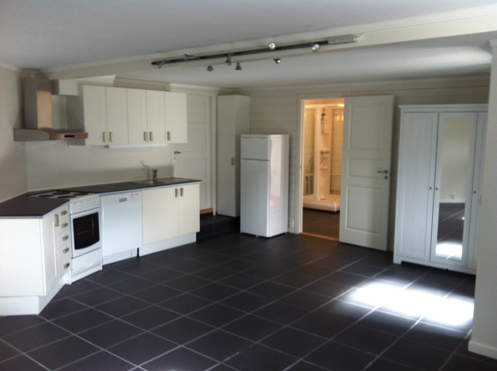 Bilde 1 i hybel.jpg Galleribilde