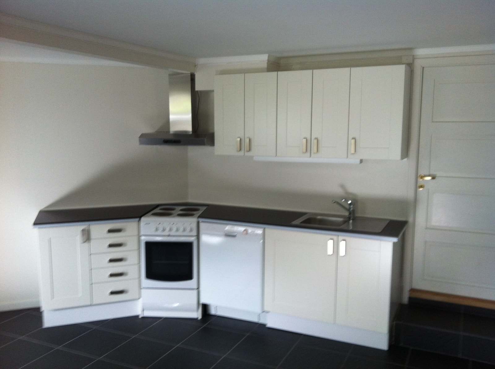 Bilde 6 i hybel.jpg Galleribilde