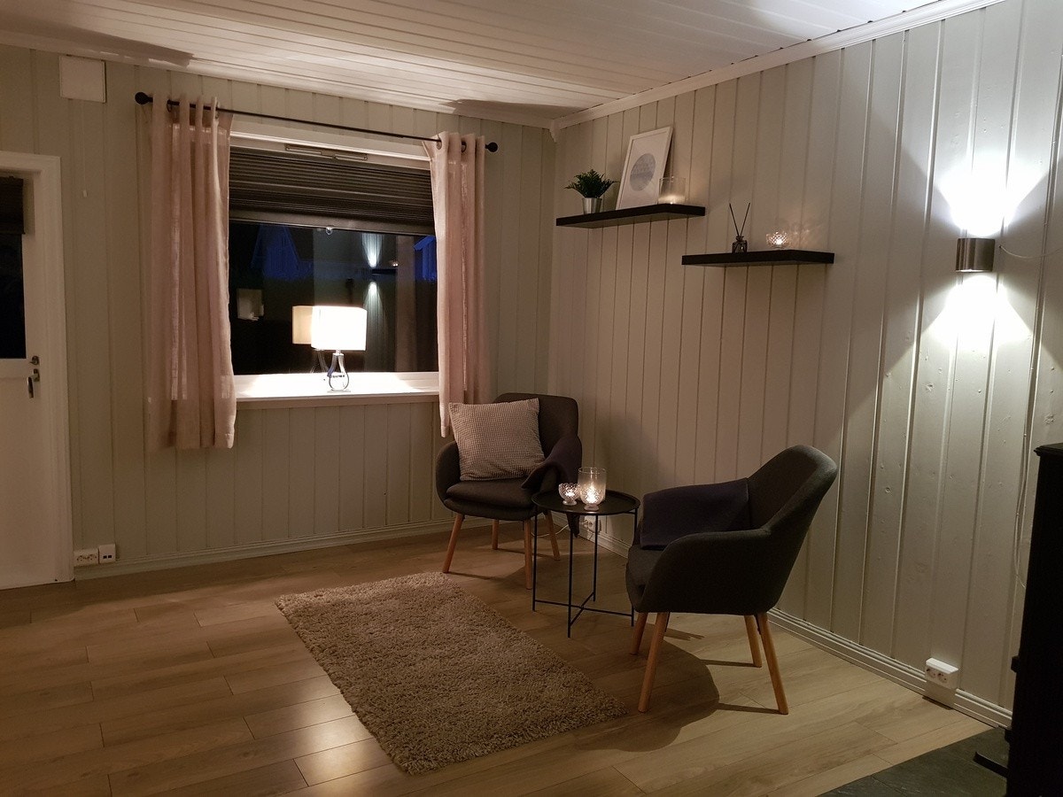 Stue, ferdig møblert Galleribilde