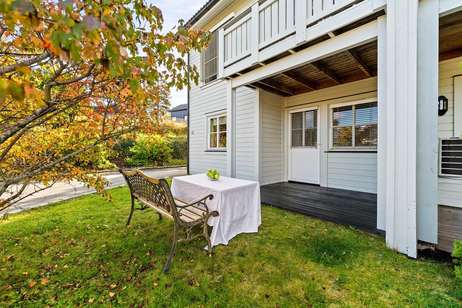 Markterrasse ved inngangspartiet - Perfekt for morgenkaffen! Galleribilde