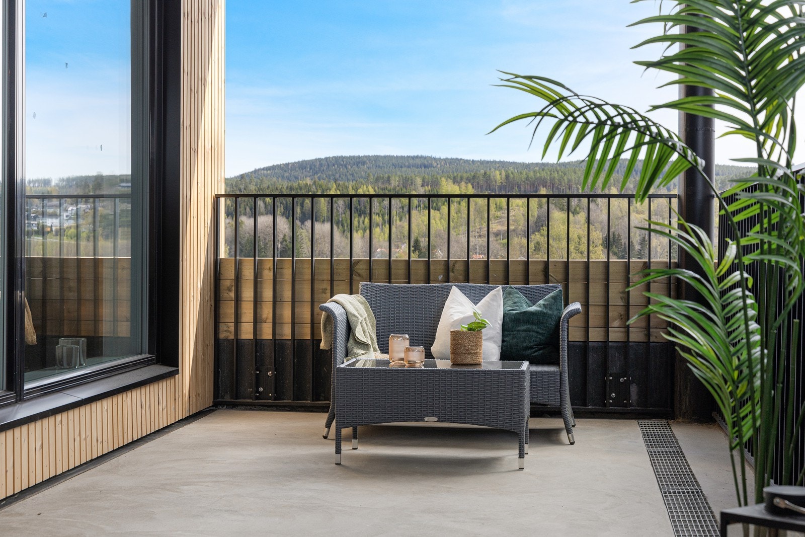 Her kan man nyte fine sommerdager Galleribilde