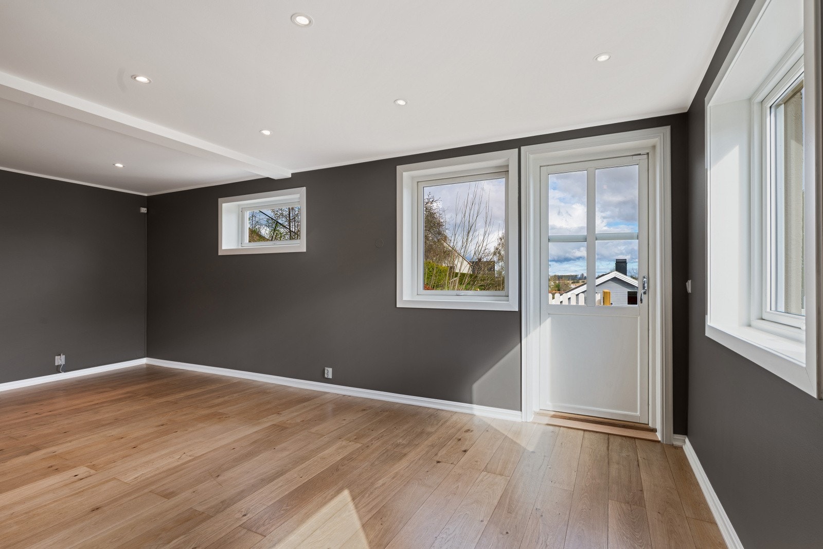 Rom innredet som stue - ikke bruksendret. Galleribilde