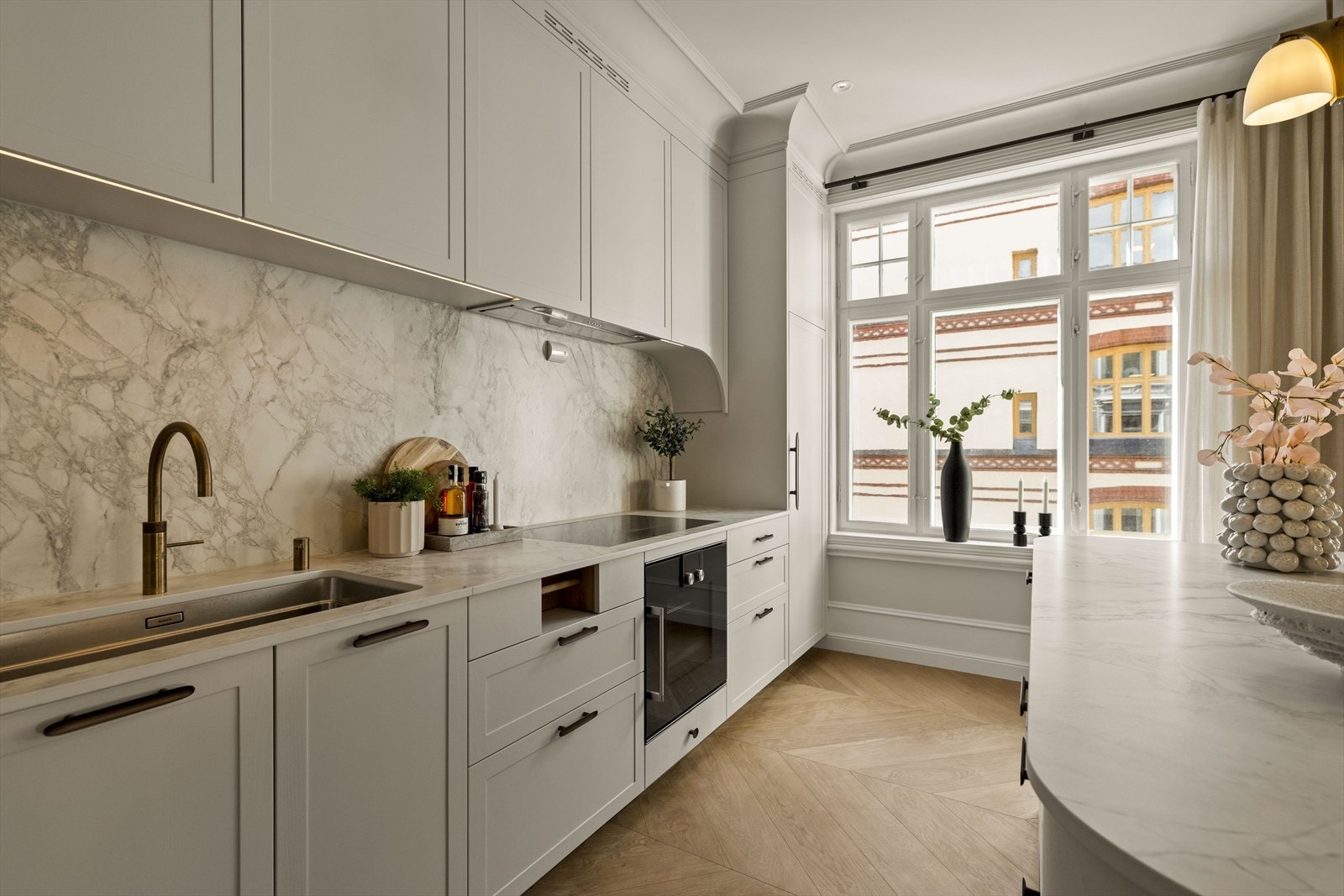 Stekeovn fra Gaggenau med tilhørende induksjonstopp. Galleribilde