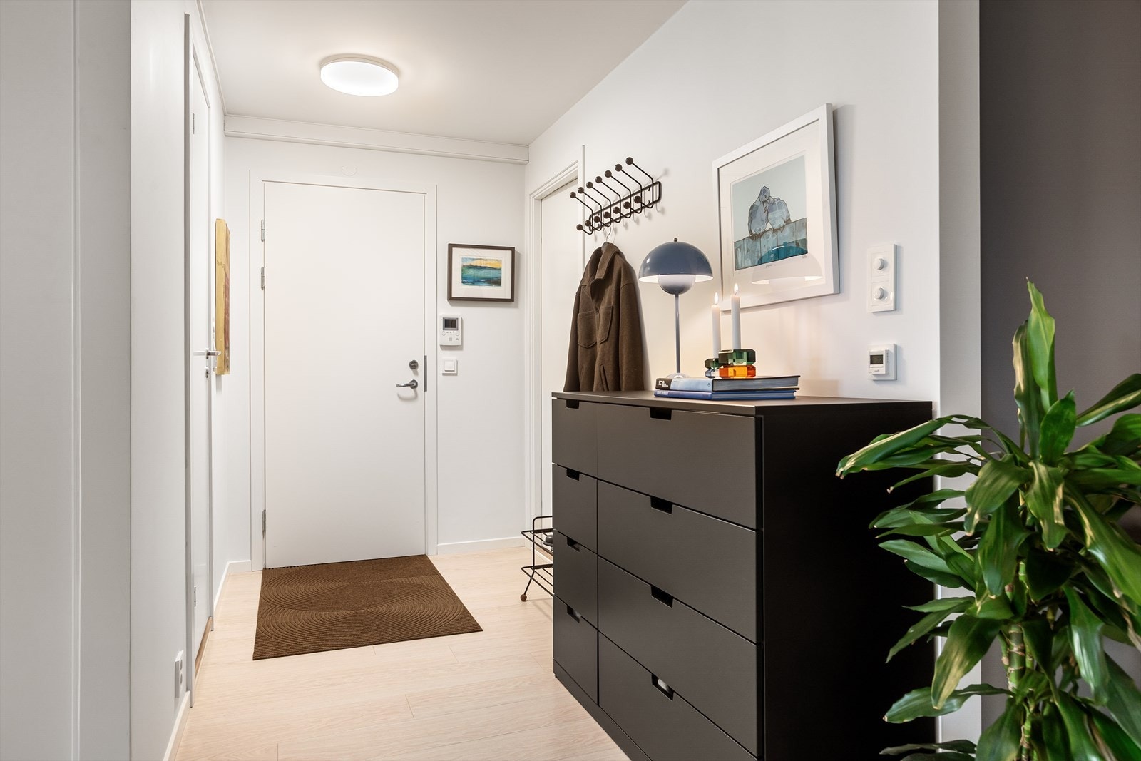 Velkommen hjem! Trappefri adkomst til leiligheten fra gårdsplass Galleribilde