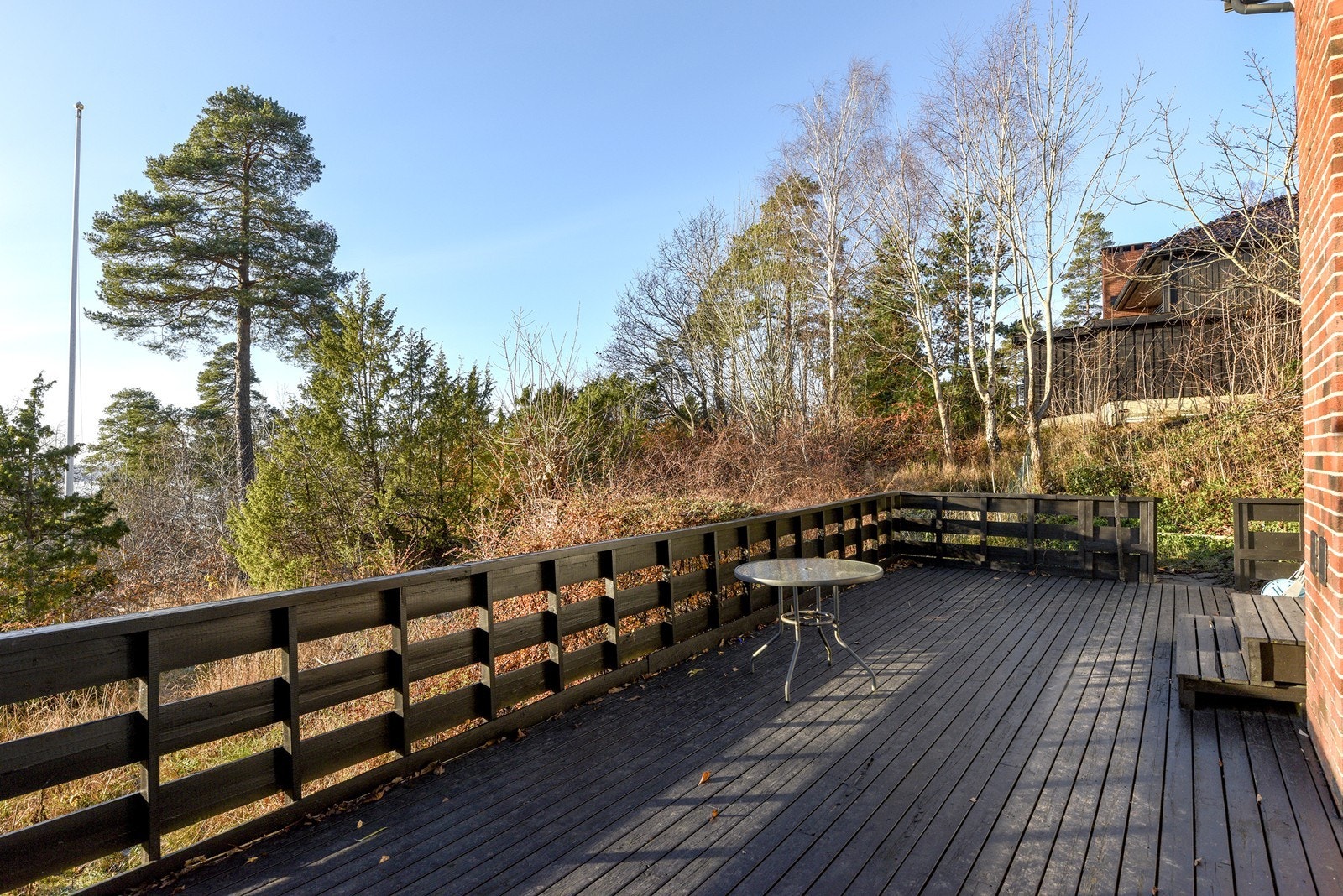 Terrassen i underetasjen er på 35 kvm. Galleribilde