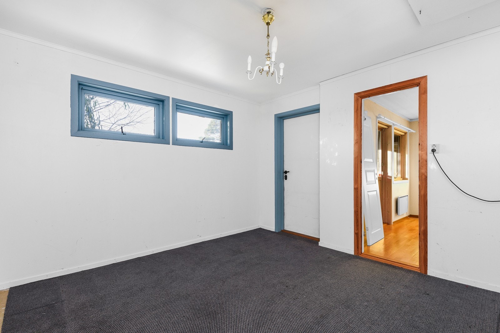 Bod i tilknytning til hovedsoverommet, med direkte tilgang videre ut til verandaen. Galleribilde