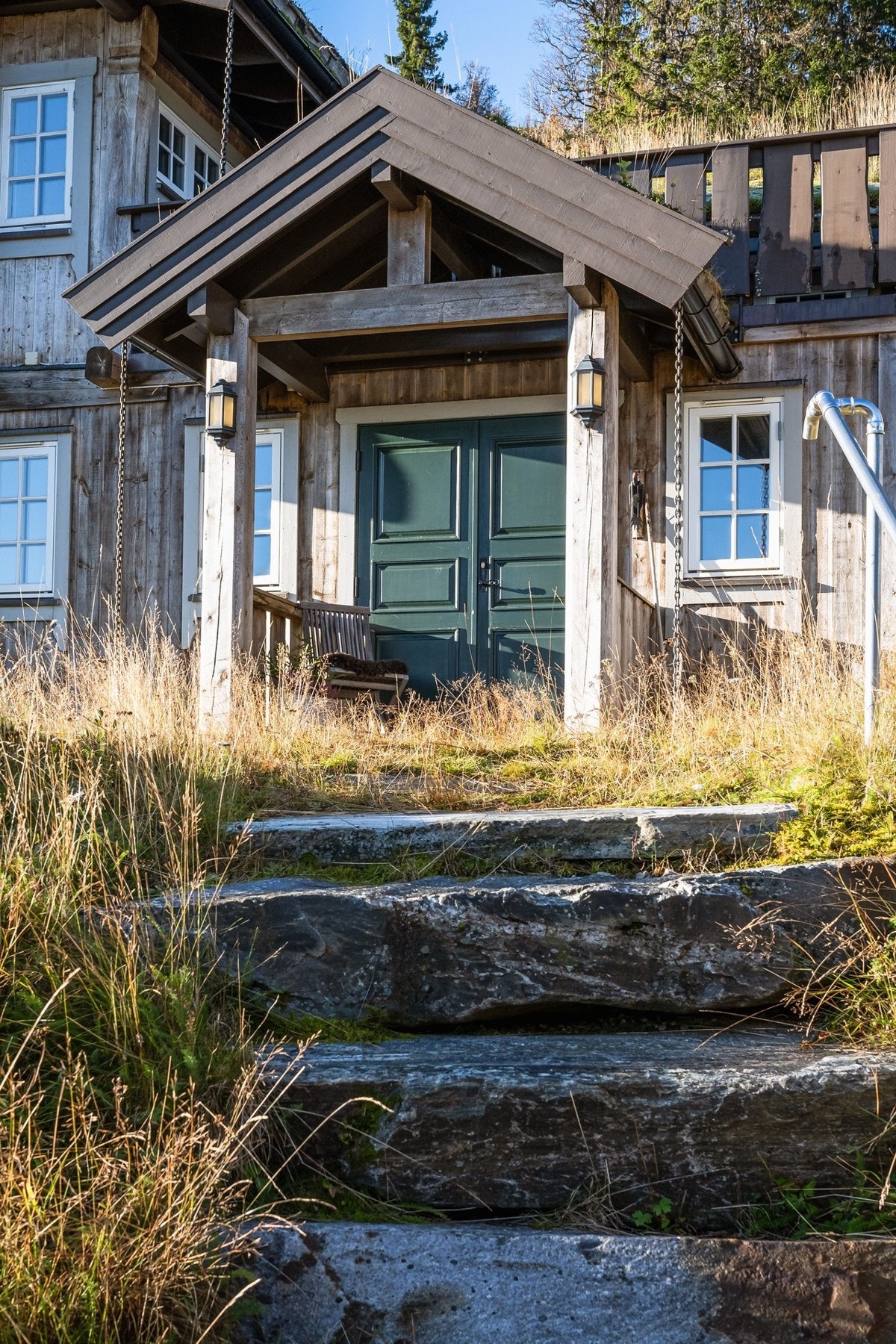 Hyttas hovedinngang.