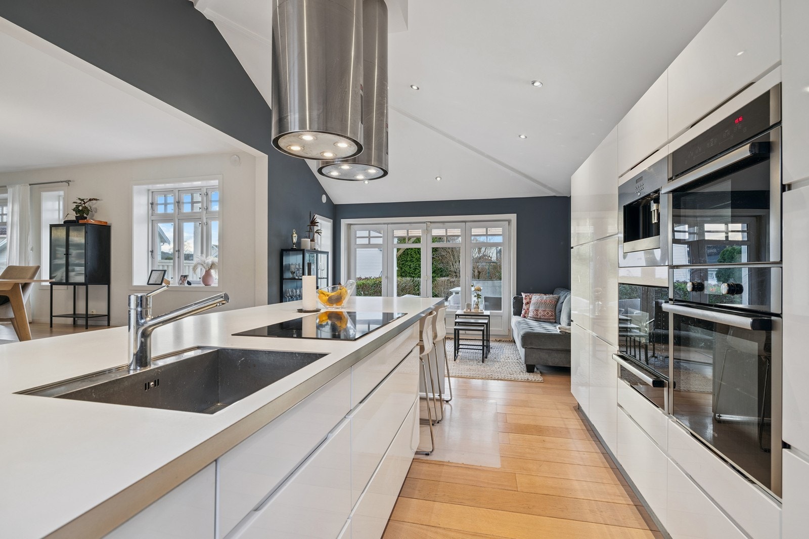 I tillegg til integrerte hvitevarer og effektiv romløsning. Galleribilde