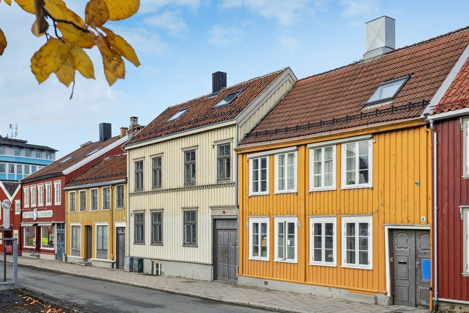 Repslagerveita er oppkalt etter det som var byens eldste reperbane, som ble anlagt av borgermester Otto Lorck og rådmann Anders Jenssøn Helkand i 1637. Galleribilde