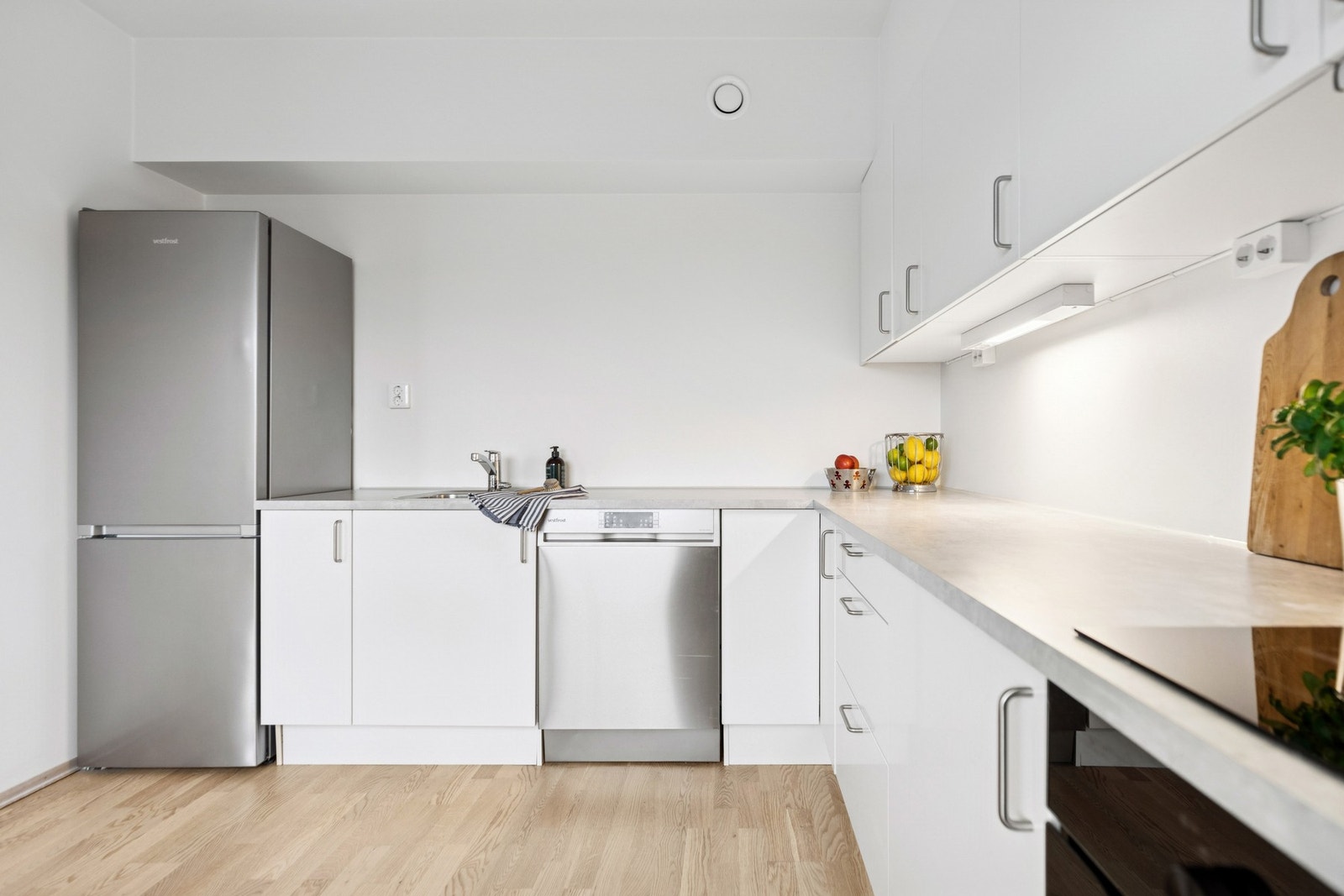 Kjøkkenet er av tidløst design. Galleribilde