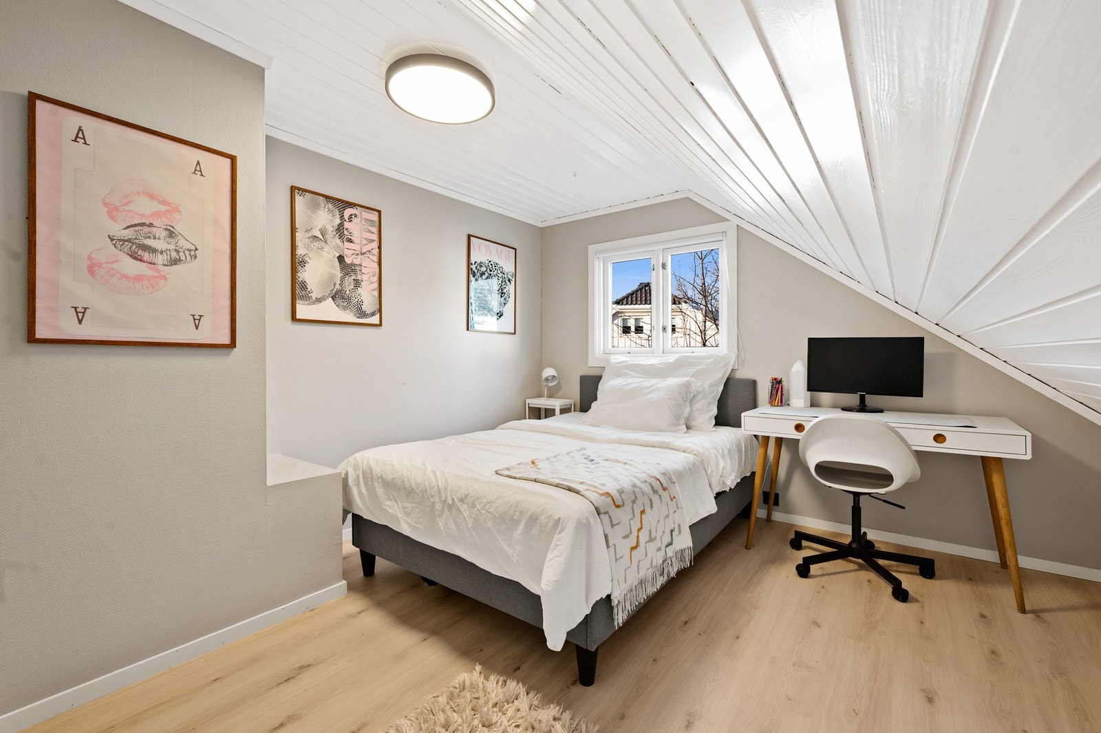 Soverom 2 plassert på loftet. Galleribilde