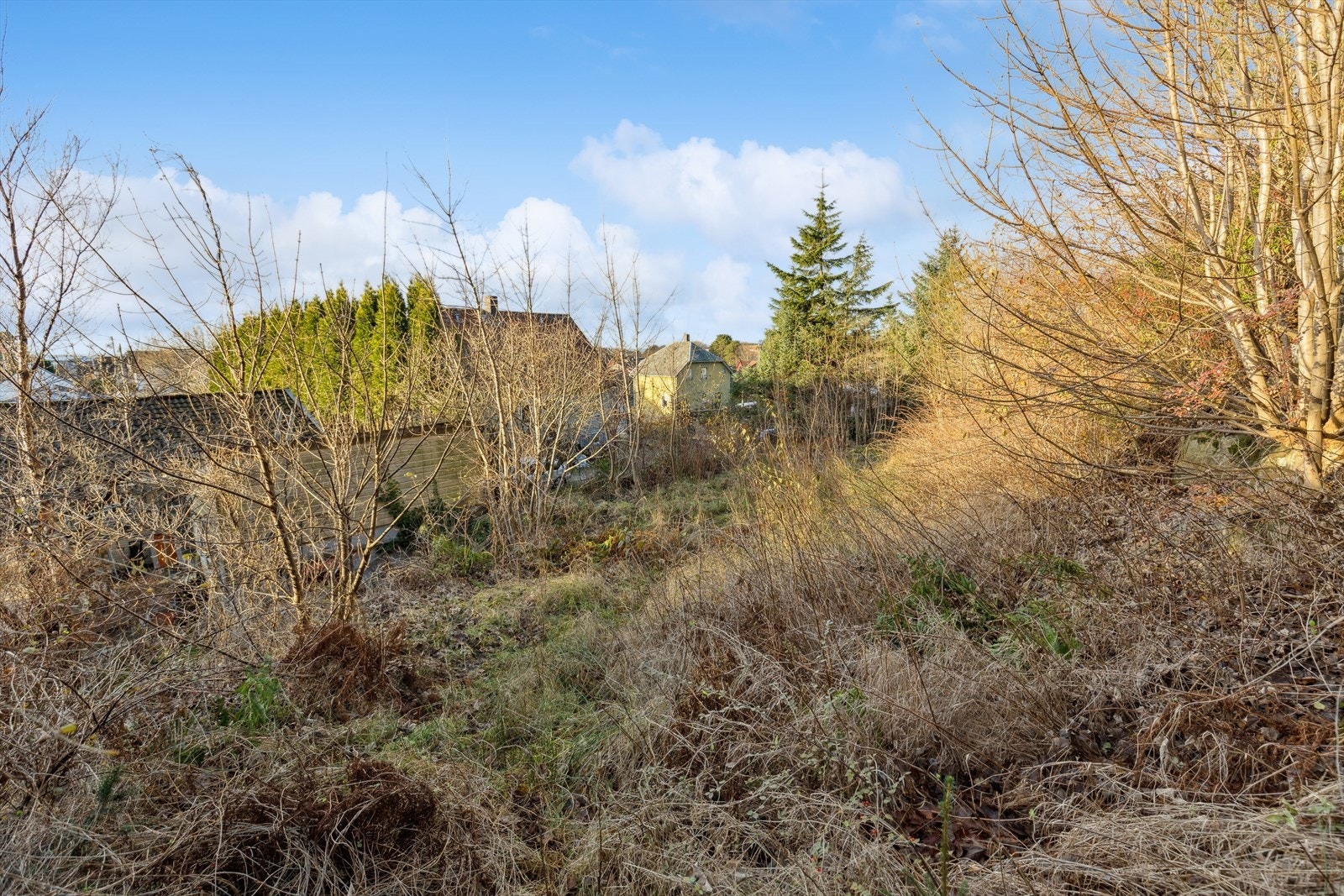 Tomten er ca. 683,7 m² Galleribilde