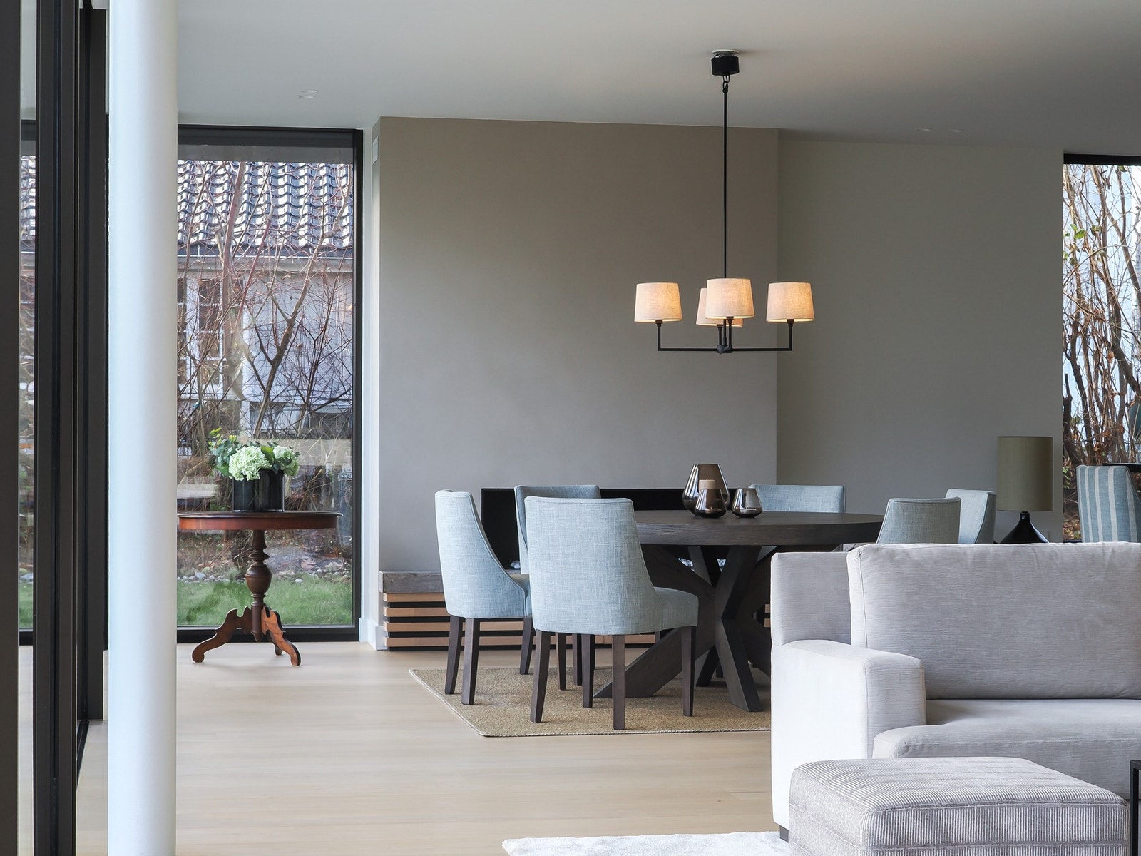 Lagt stor vekt på lys, utsikt, stramme linjer, høy kvalitet og gjennomtenkte løsninger Galleribilde