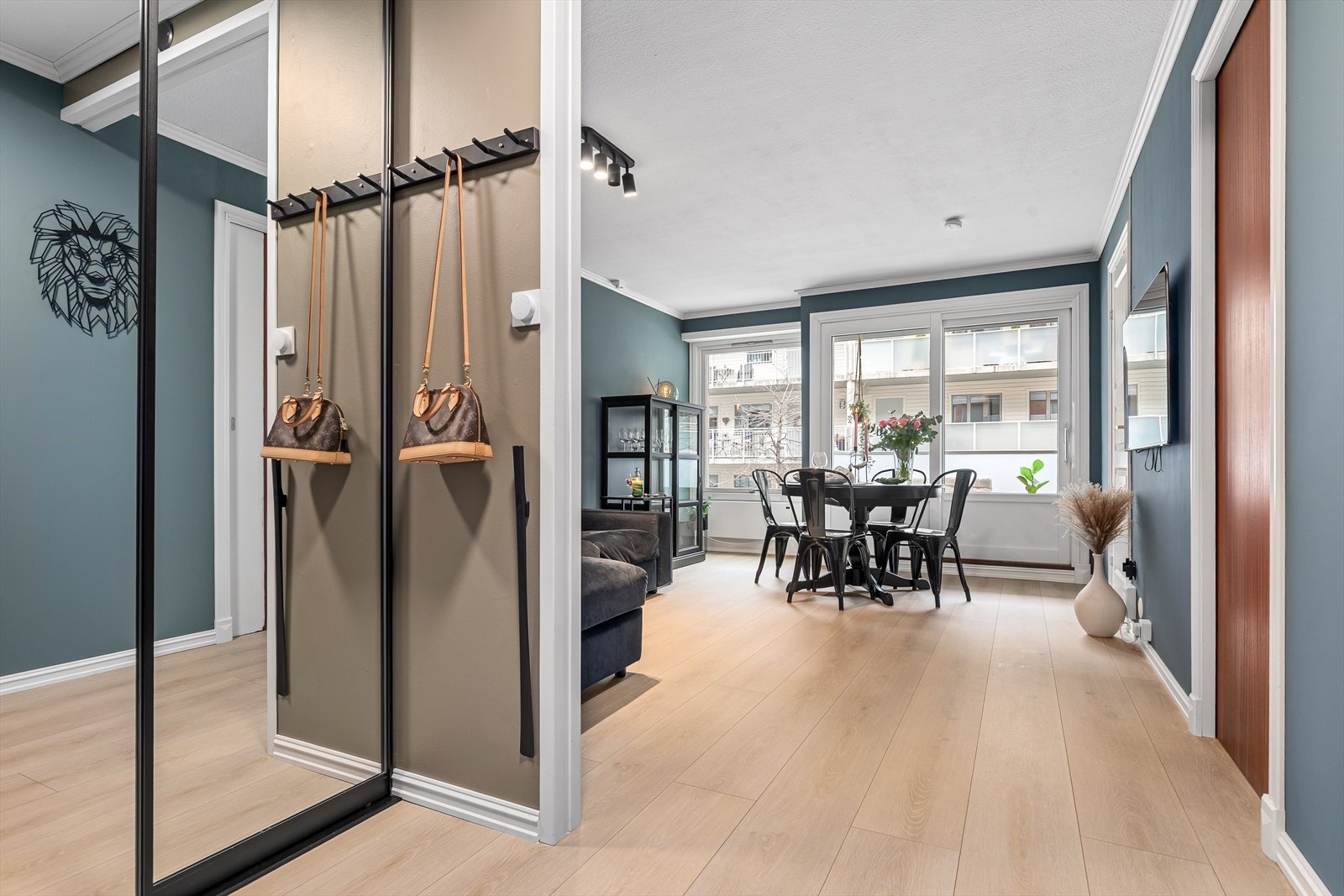 Hyggelig gang ønsker deg velkommen inn Galleribilde