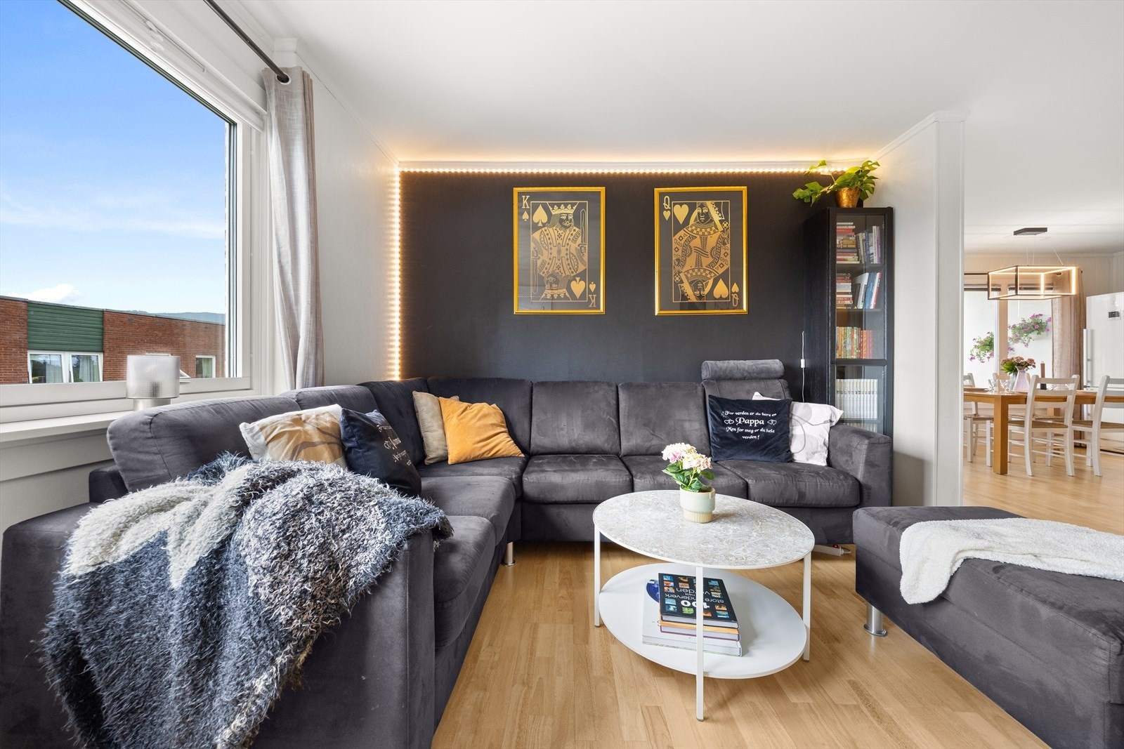 Romslig løsning for sofakroken Galleribilde