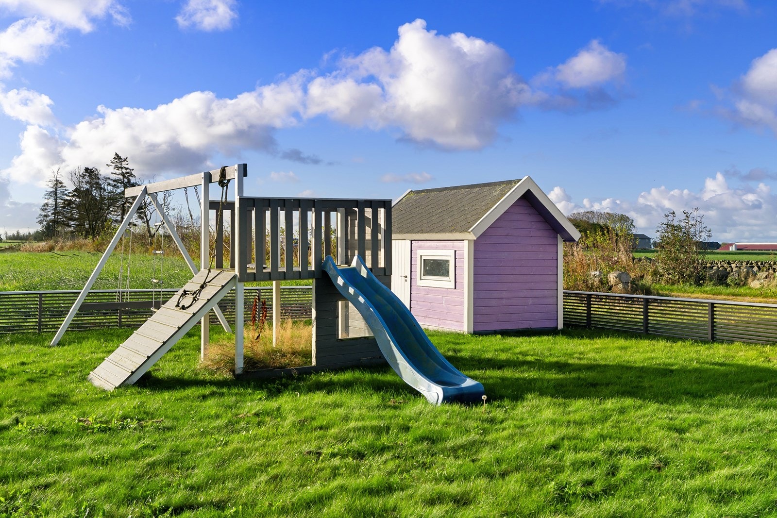 Stor hage med mange muligheter Galleribilde