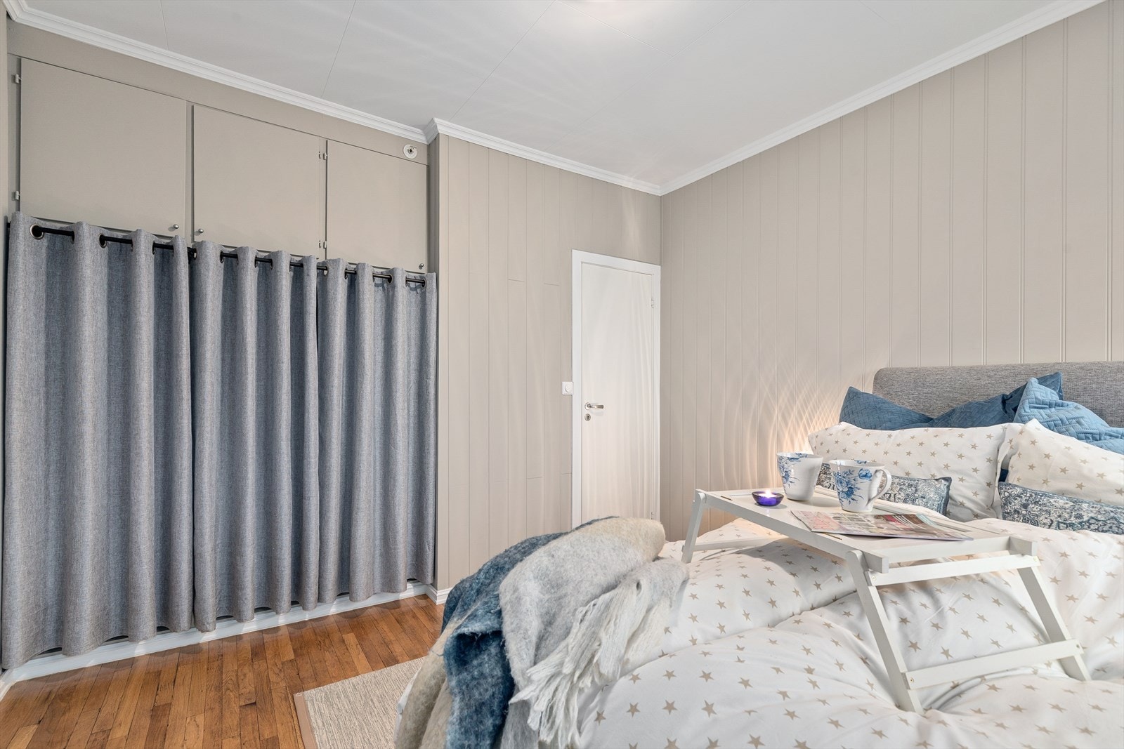 Fra soverommet er det direkte adkomst til bad Galleribilde