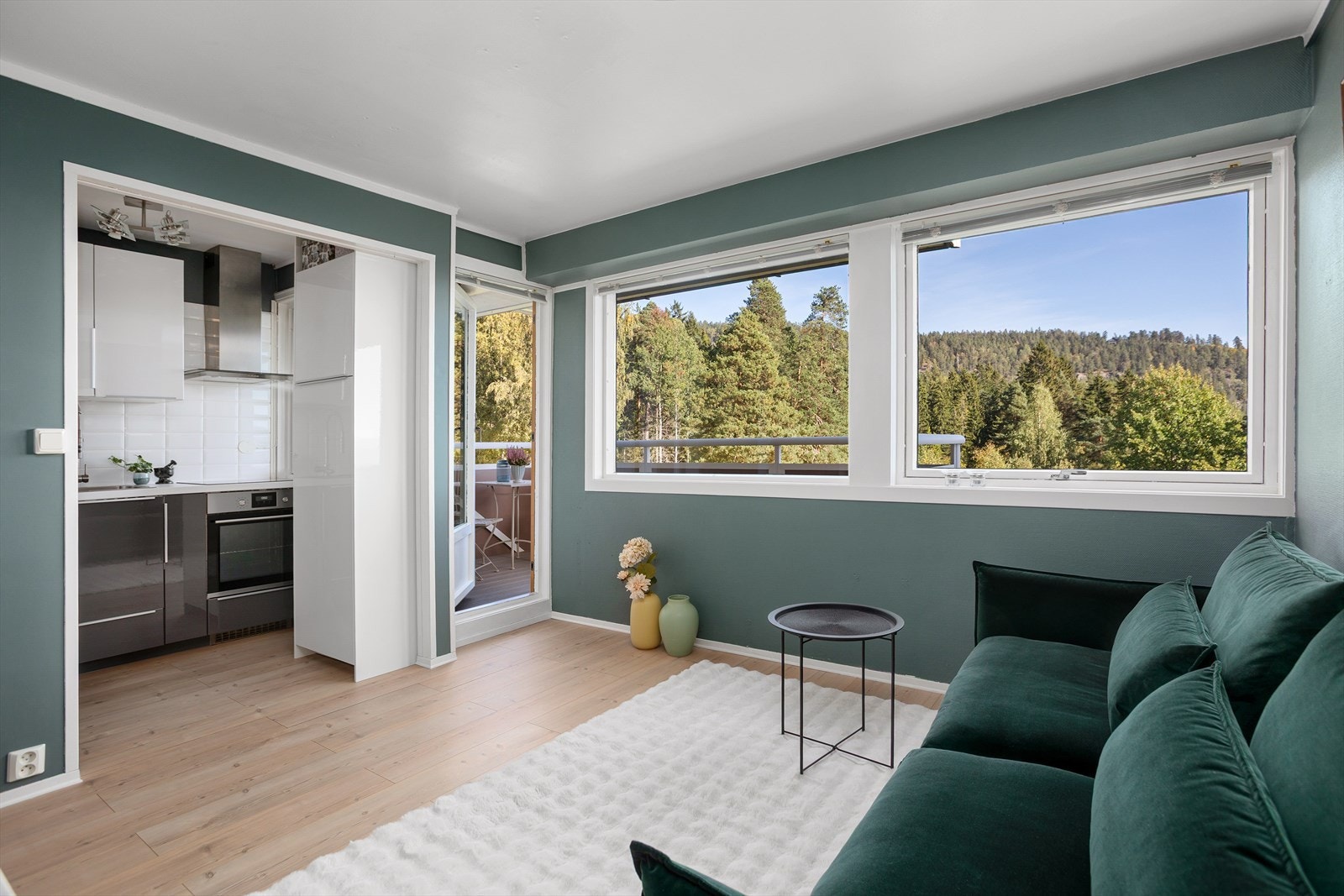 Leiligheten er beliggende i byggets 6. etasje, har enkel adkomst via heis, samt flott balkong med fantastisk utsikt over Drammen Galleribilde