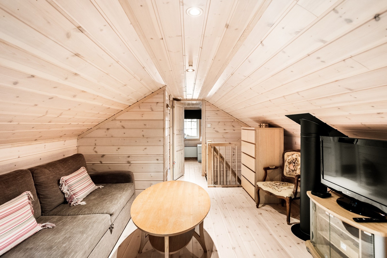 Loftstua - Praktisk om man er en familie eller har venner på besøk. Galleribilde