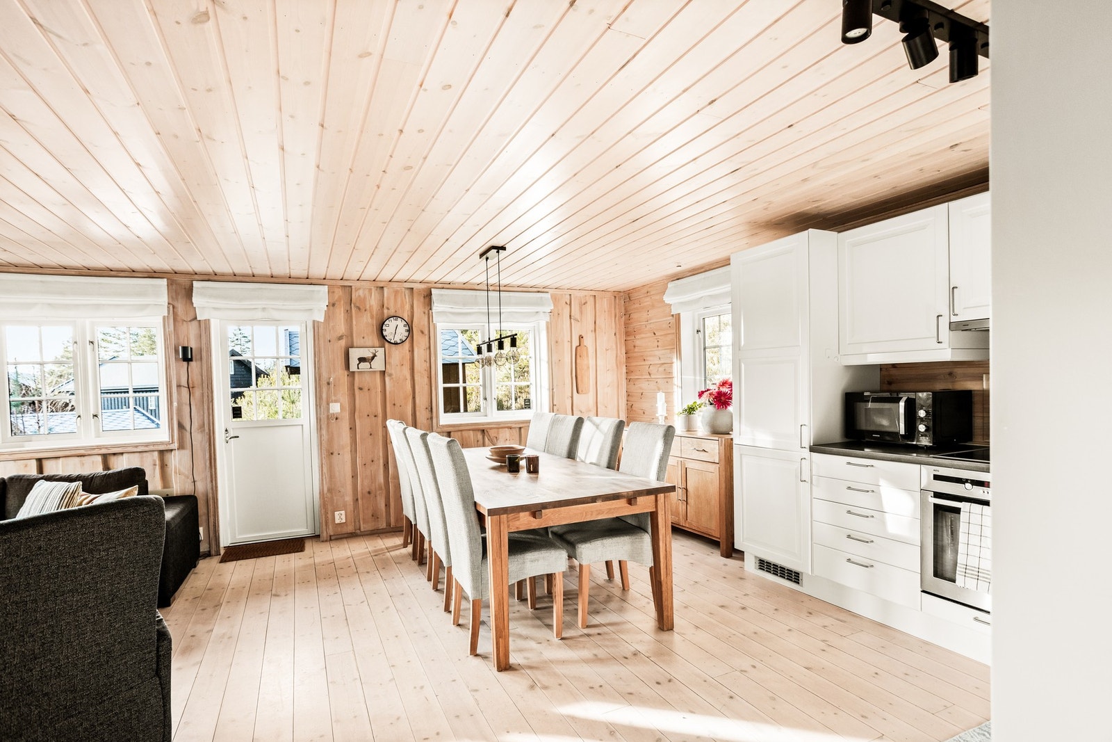 Avsatt plass til spisegruppe. Galleribilde