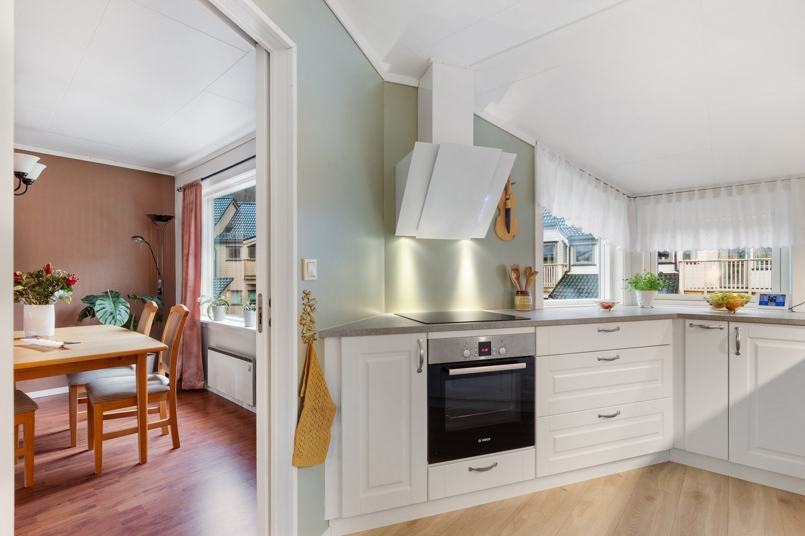 Stilrent Kvik-kjøkken fra 2018 Galleribilde