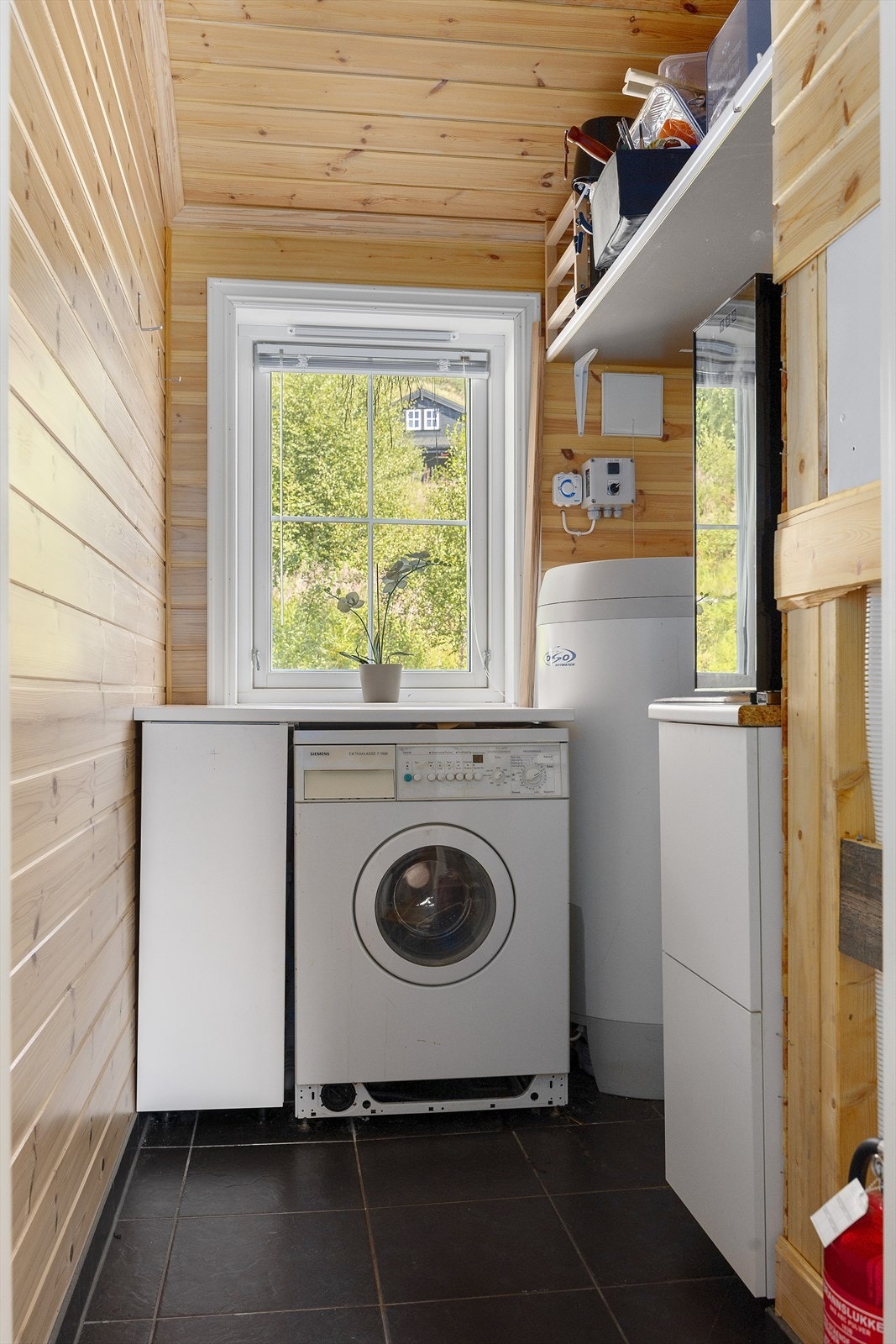 Vaskerom Galleribilde